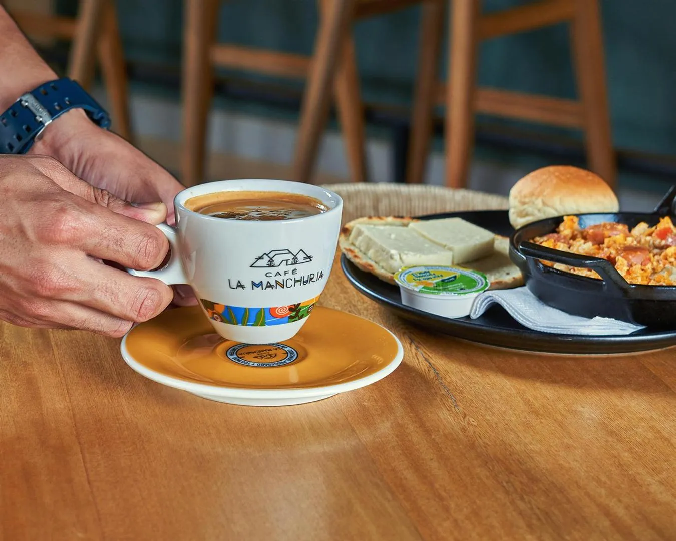 Food and drinks in Eutopiq Hotel