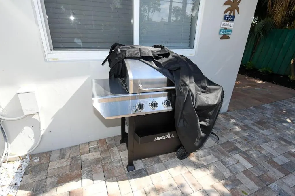 4BR Home, Hot Tub, Near Beach & Wilton Manors