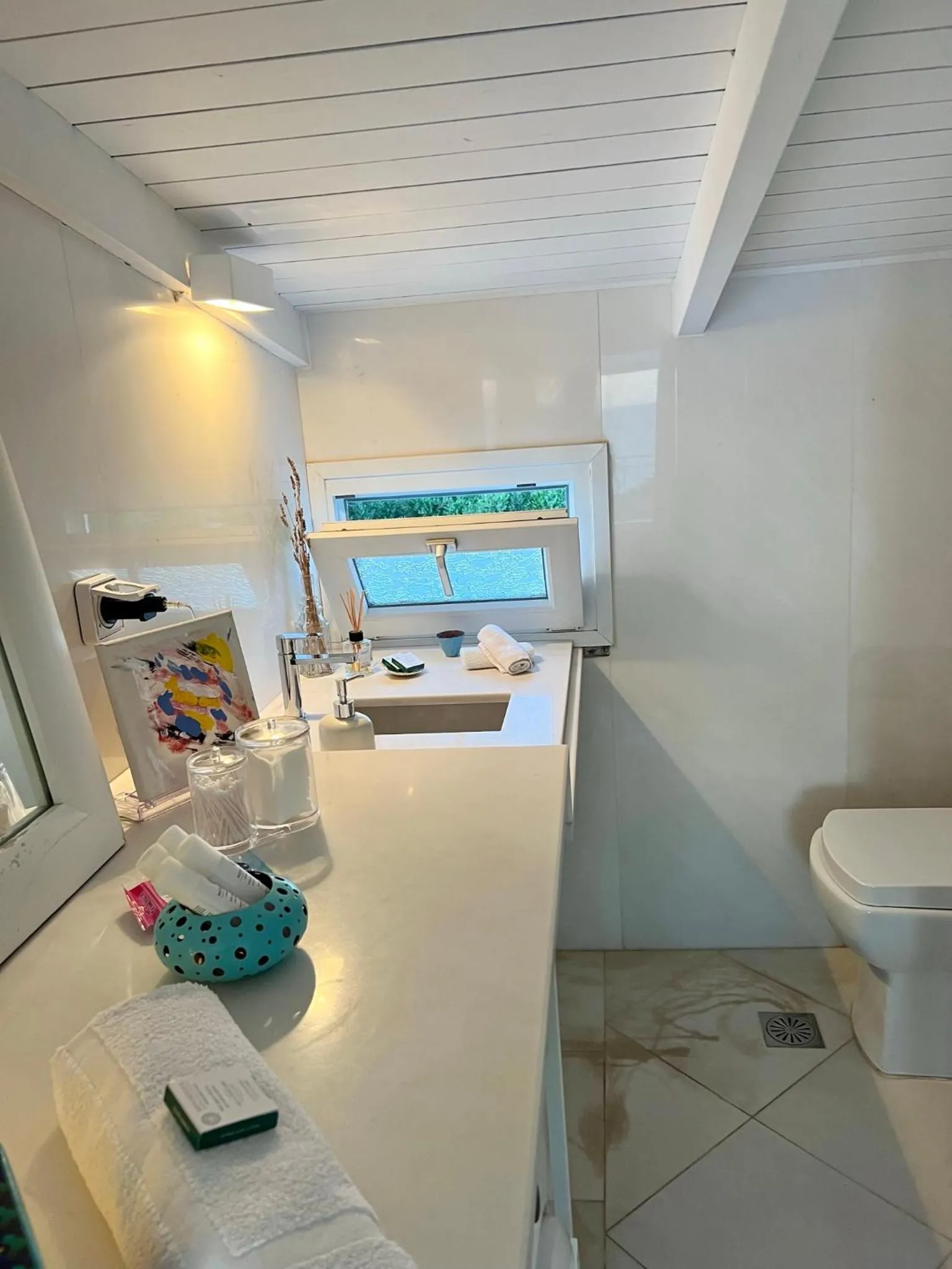 Toilet in Stavento Apartments