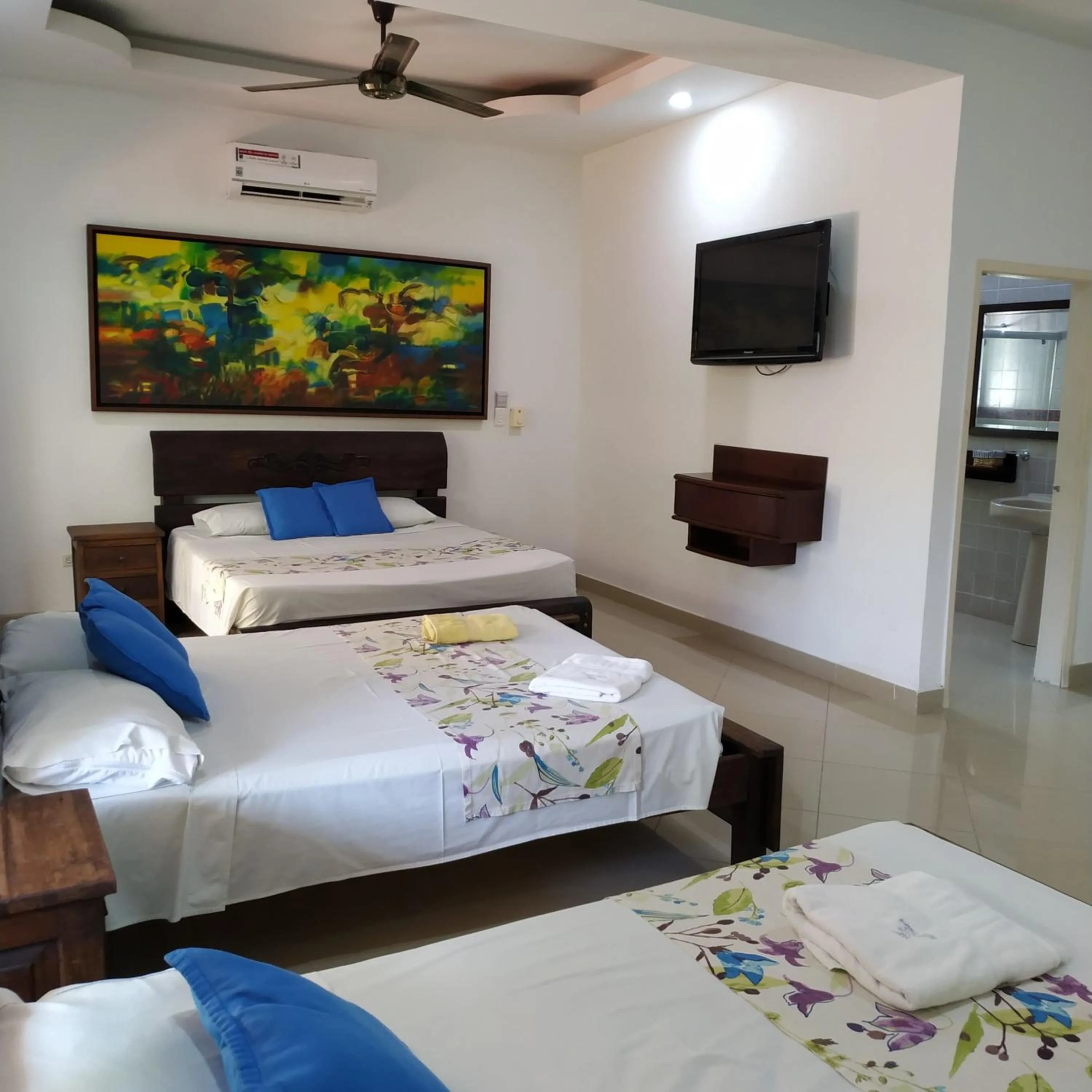 Photo of the whole room, Bed in Hotel Melgar Villa Valeria