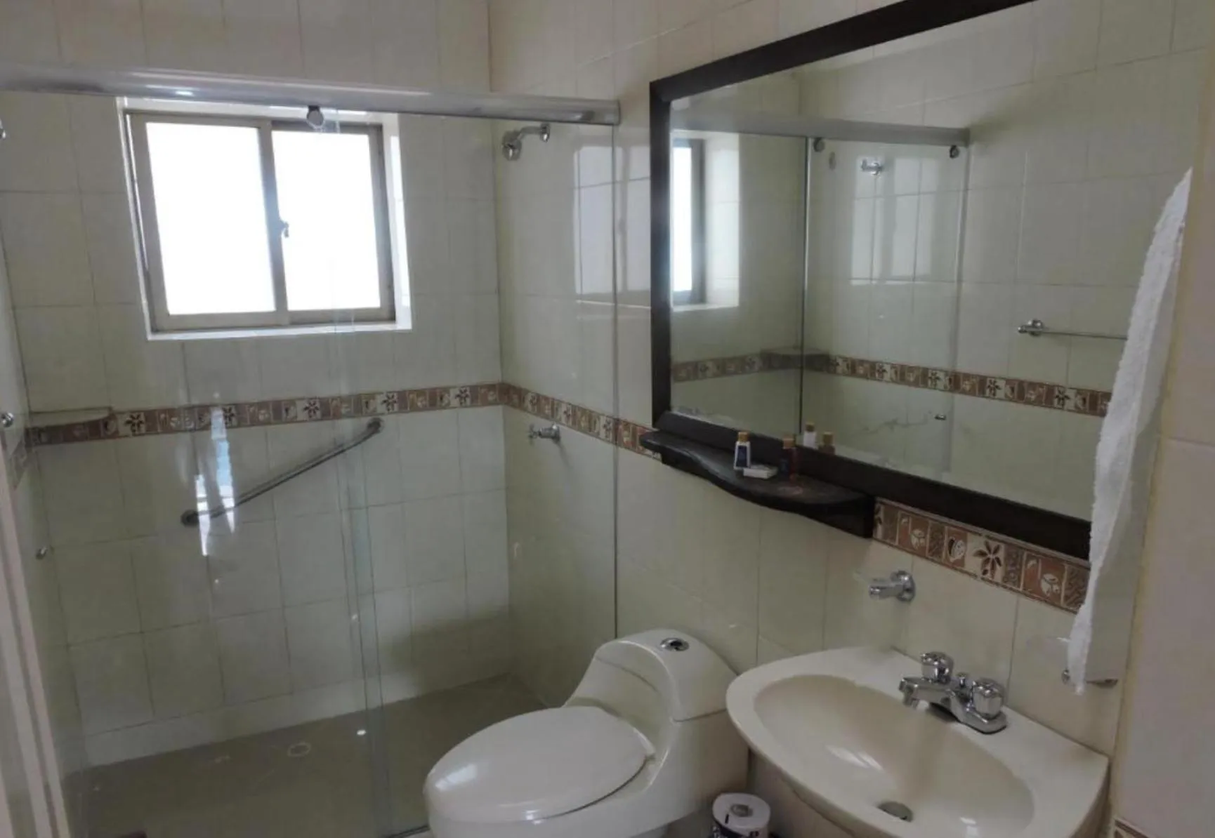 Bathroom in Hotel Melgar Villa Valeria