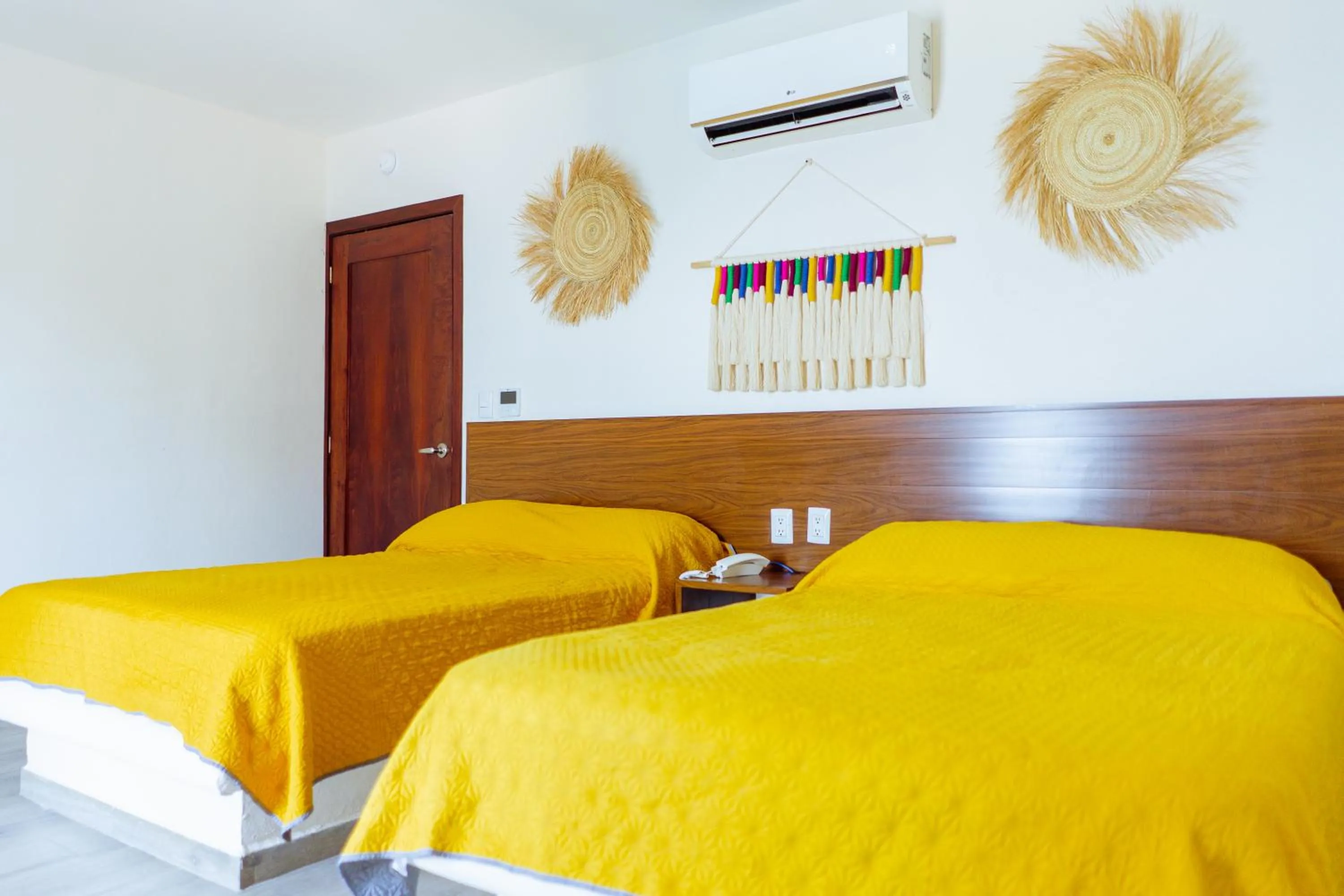 Bed in Santa Martha Bungalows