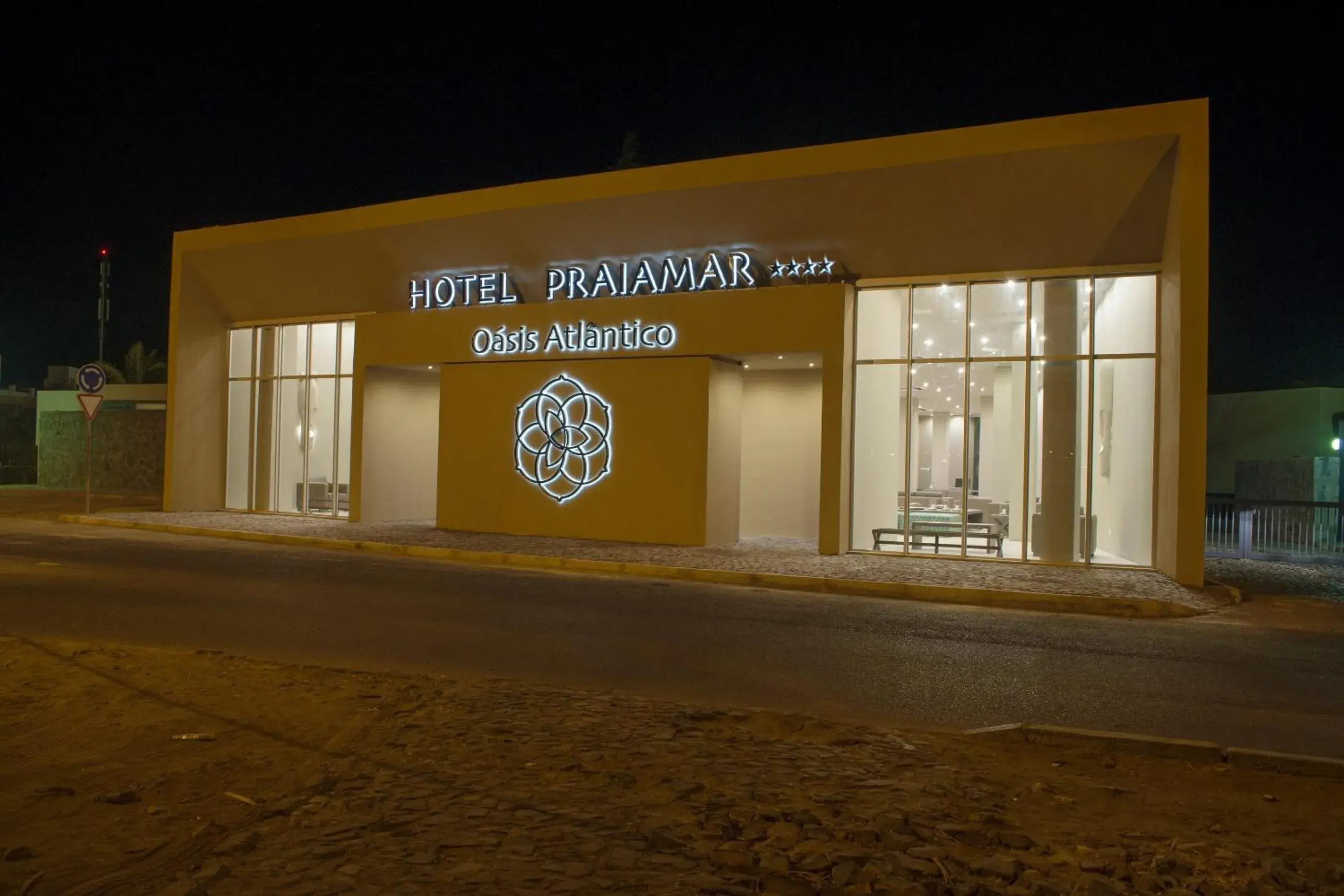 Facade/entrance in Oasis Praiamar Facade/entrance in Oasis Praiamar