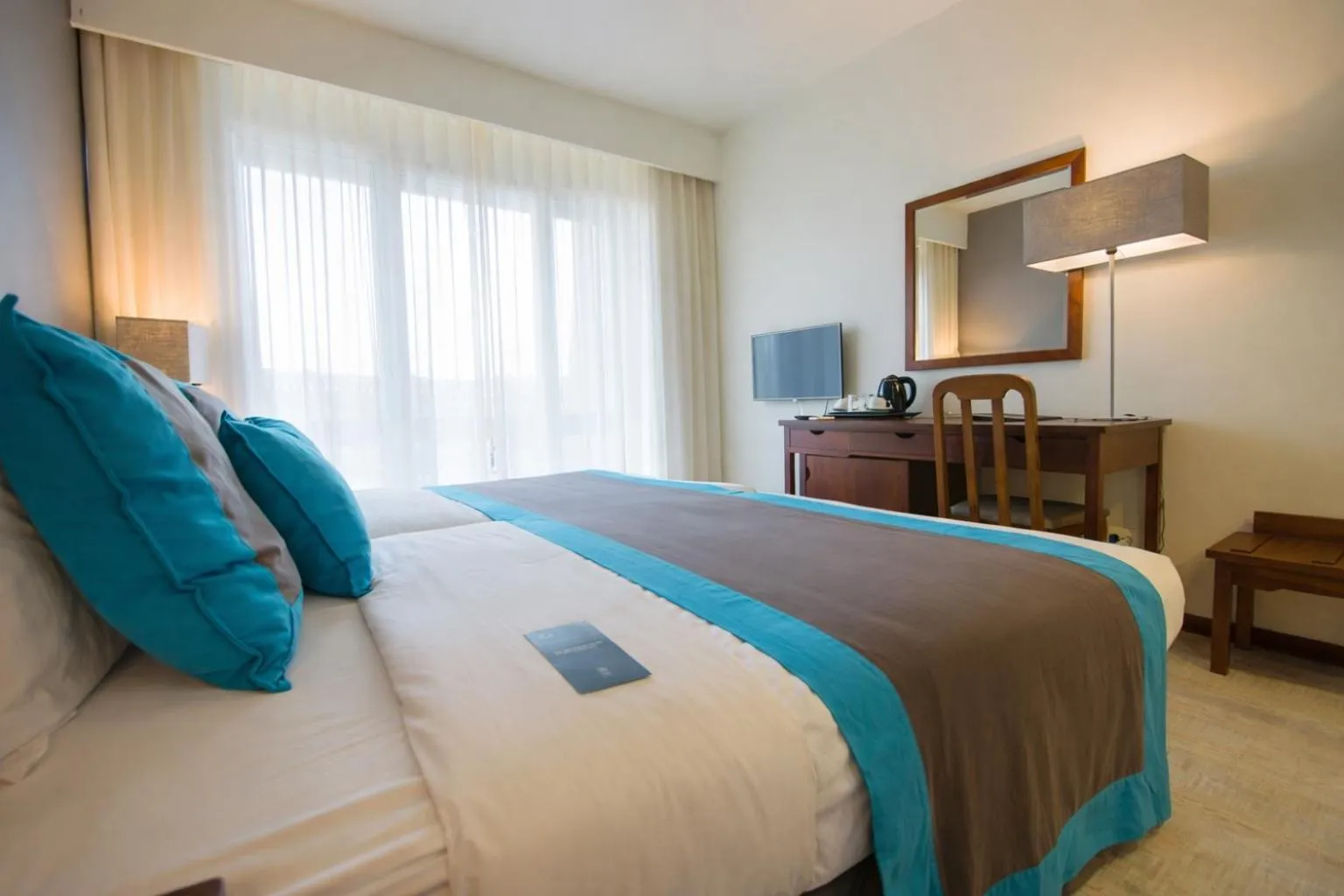 Bed in Oasis Praiamar