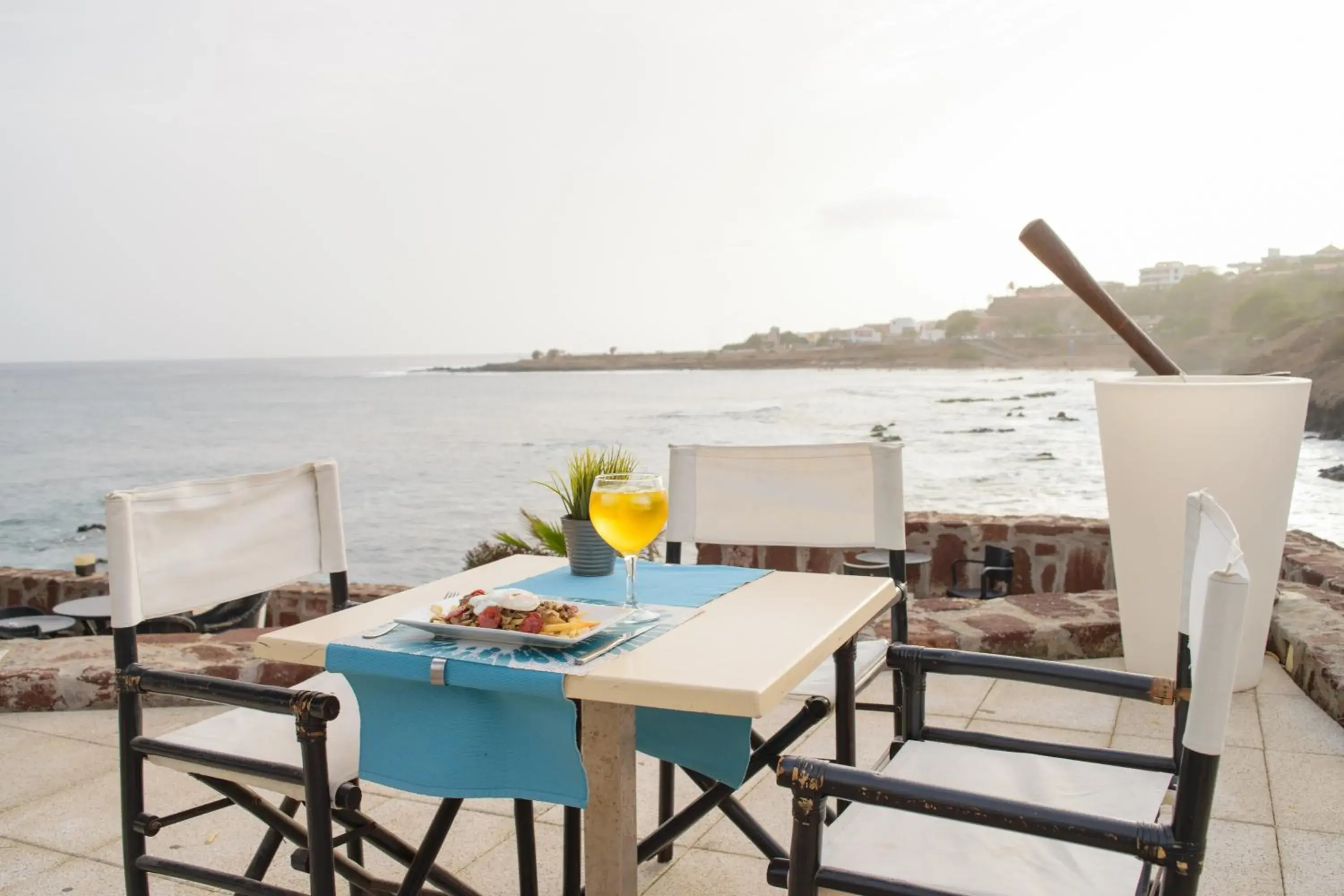 Lounge or bar in Oasis Praiamar Lounge or bar in Oasis Praiamar