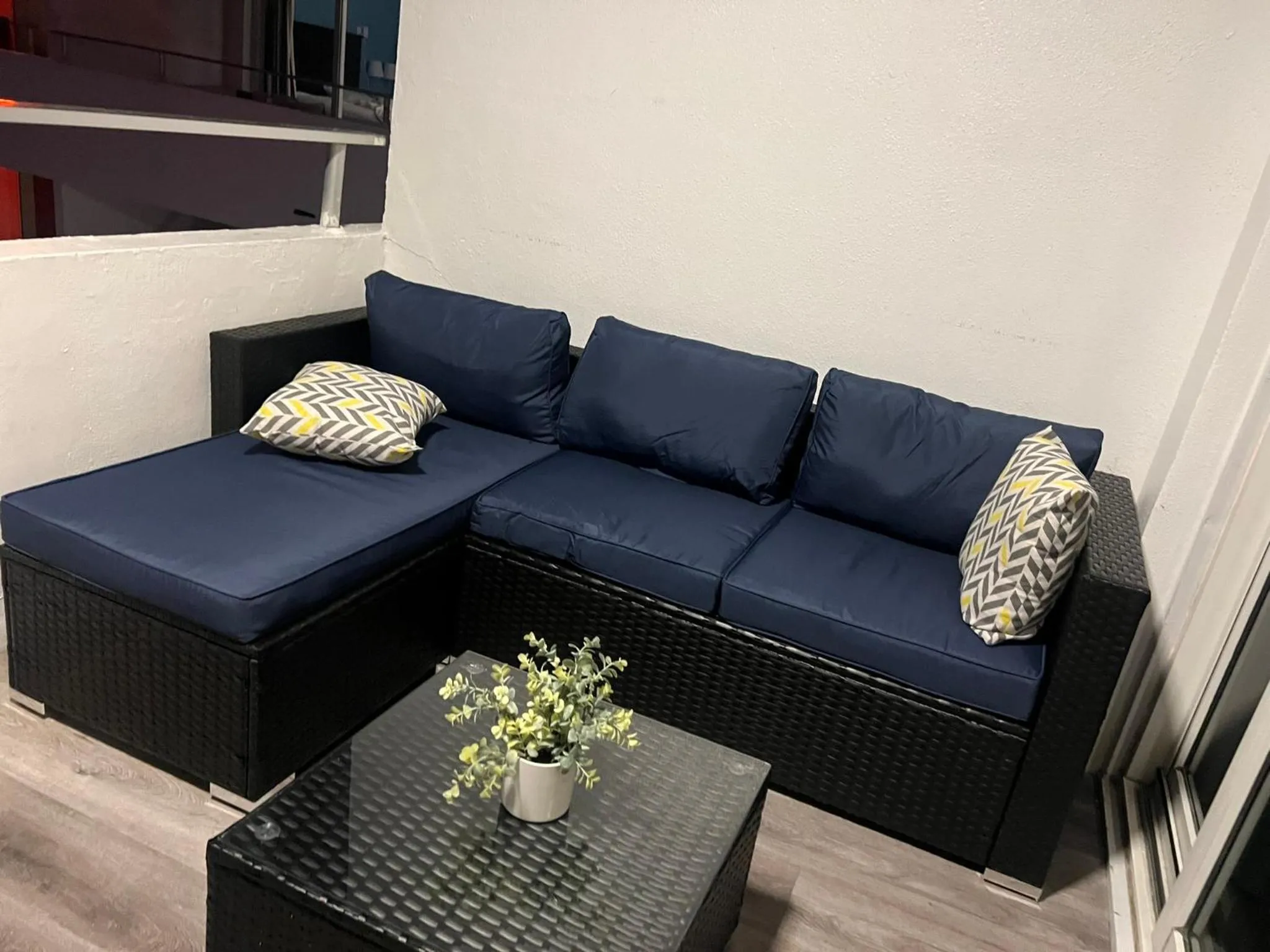 Balcony/Terrace in Ocean Manor Tiki Sunset Retreat