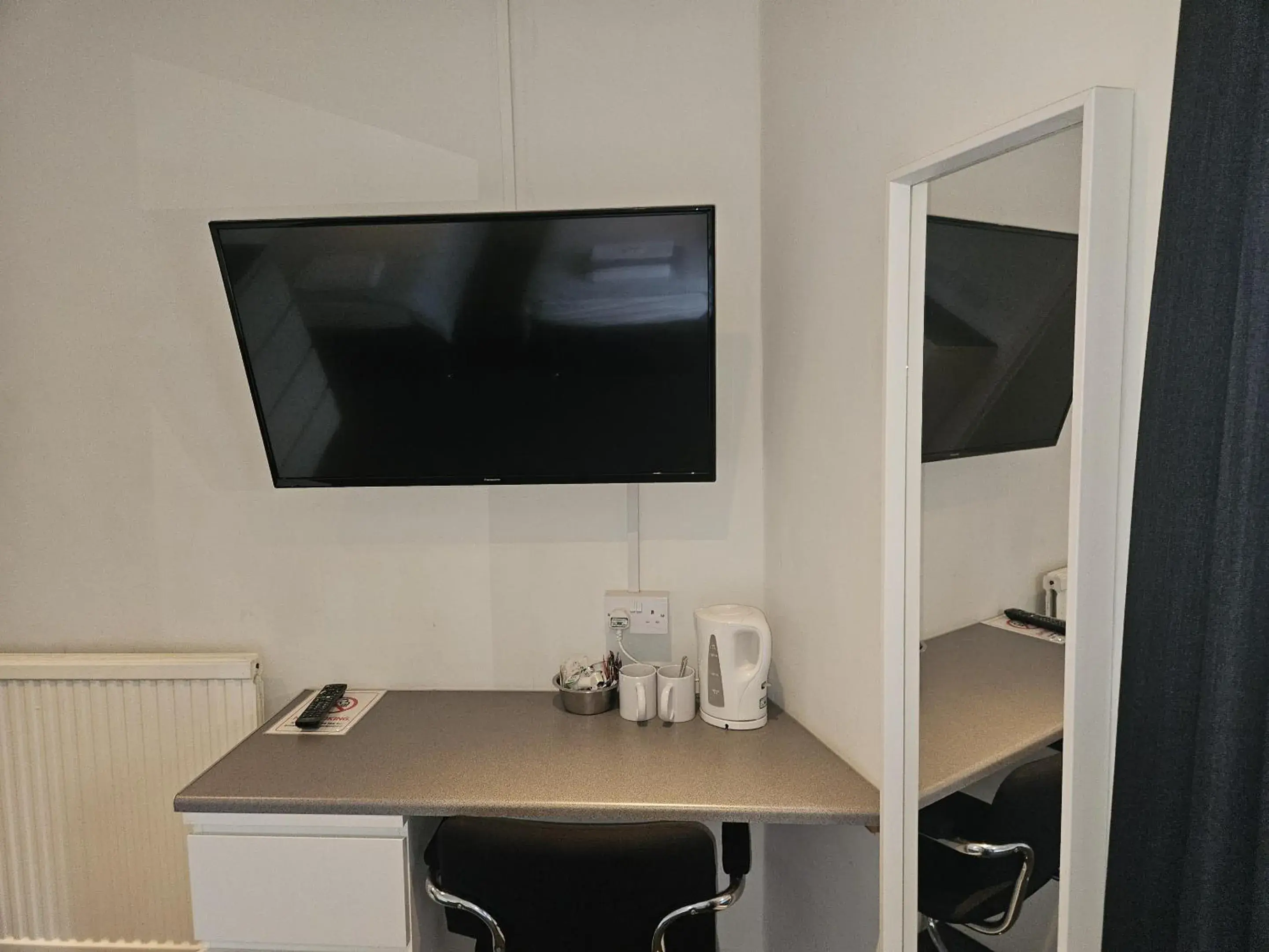 Bedroom in The Swan Hotel Bedroom in The Swan Hotel