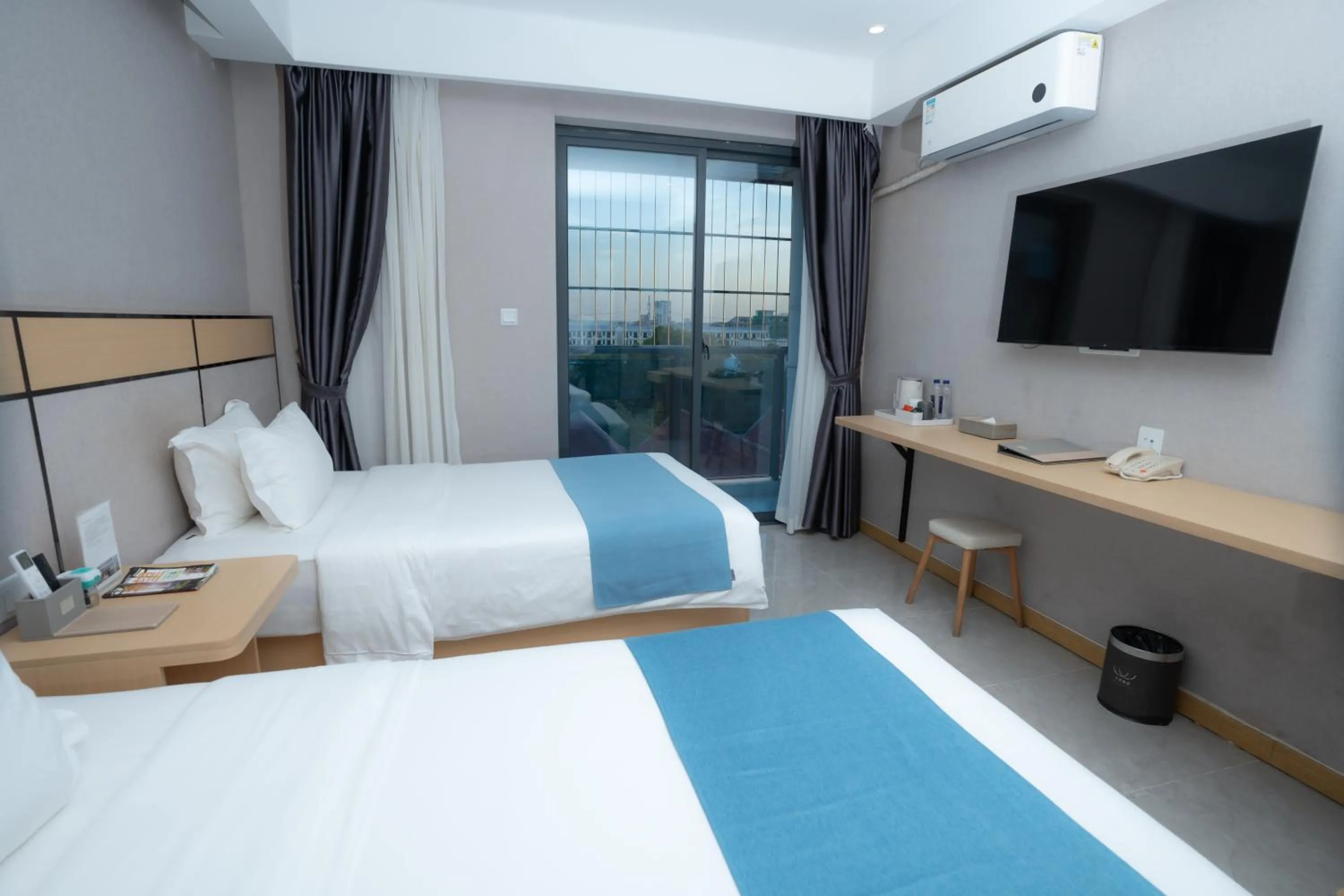 Bedroom, Bed in ARK HOTEL