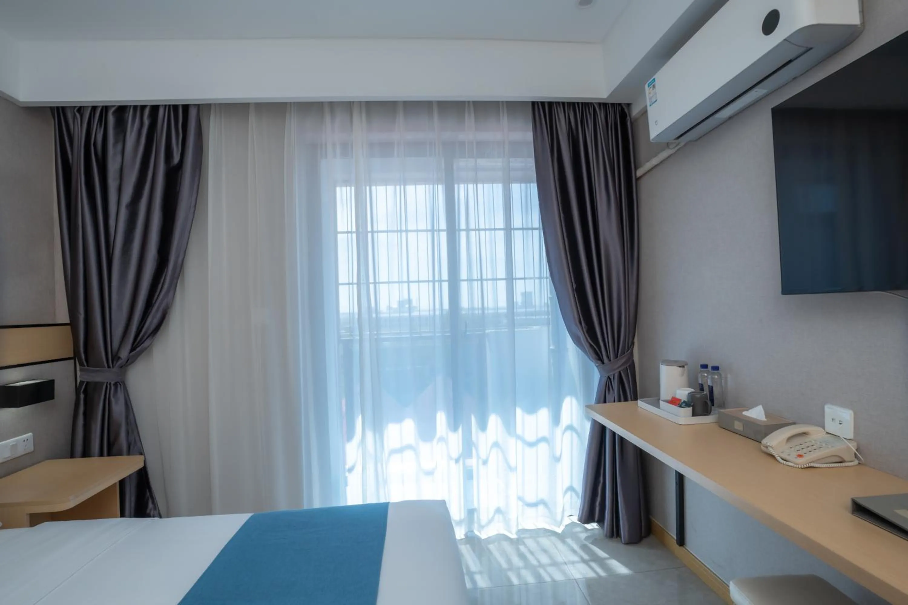 Bedroom, Bed in ARK HOTEL