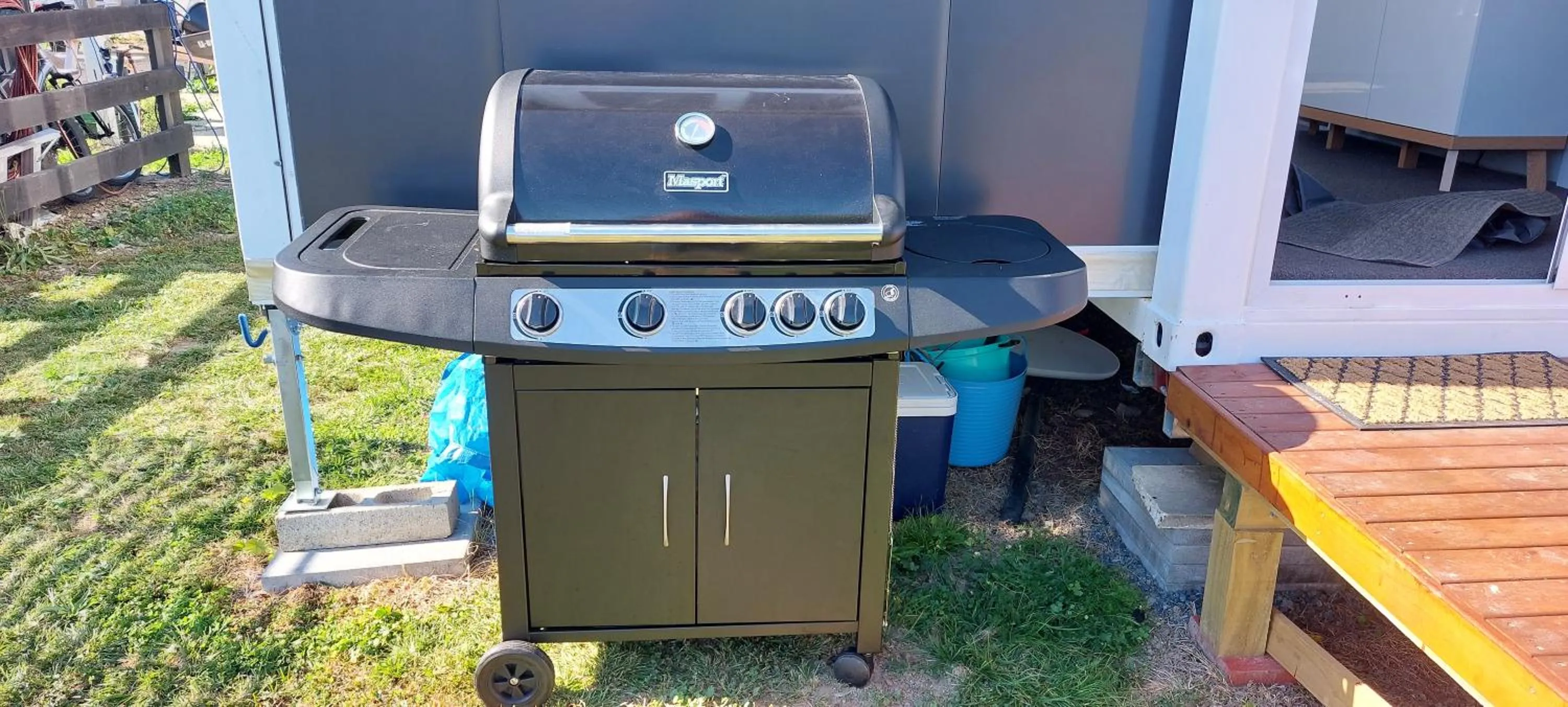 BBQ facilities in Self Contained 2BR holiday unit in Richmond Tasman