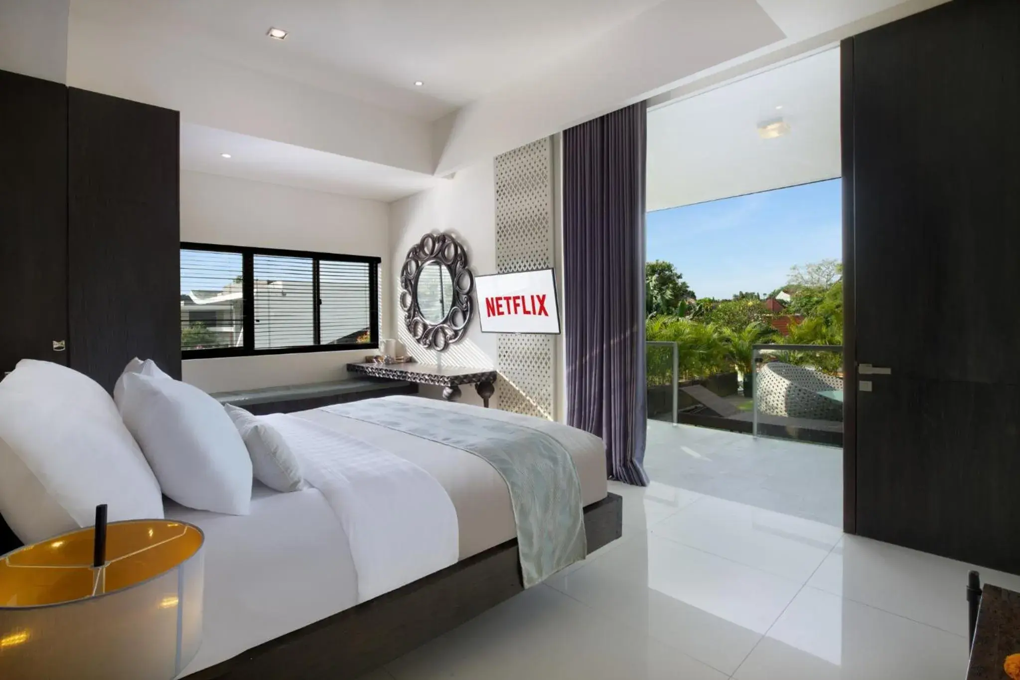Photo of the whole room, Bed in Monolocale Resort & Spa Seminyak by Ini Vie Hospitality Photo of the whole room, Bed in Monolocale Resort & Spa Seminyak by Ini Vie Hospitality