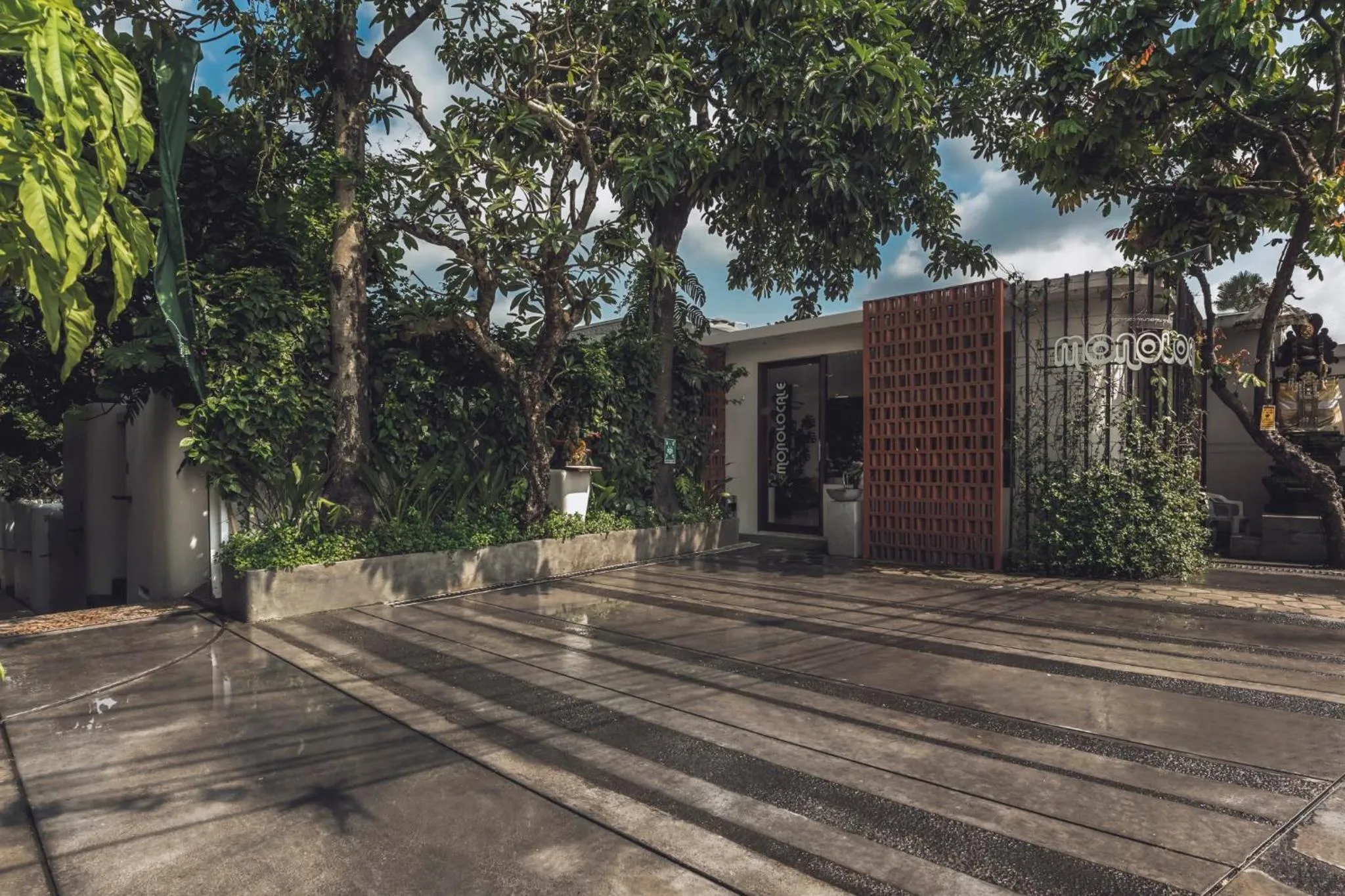 Property building in Monolocale Resort & Spa Seminyak by Ini Vie Hospitality