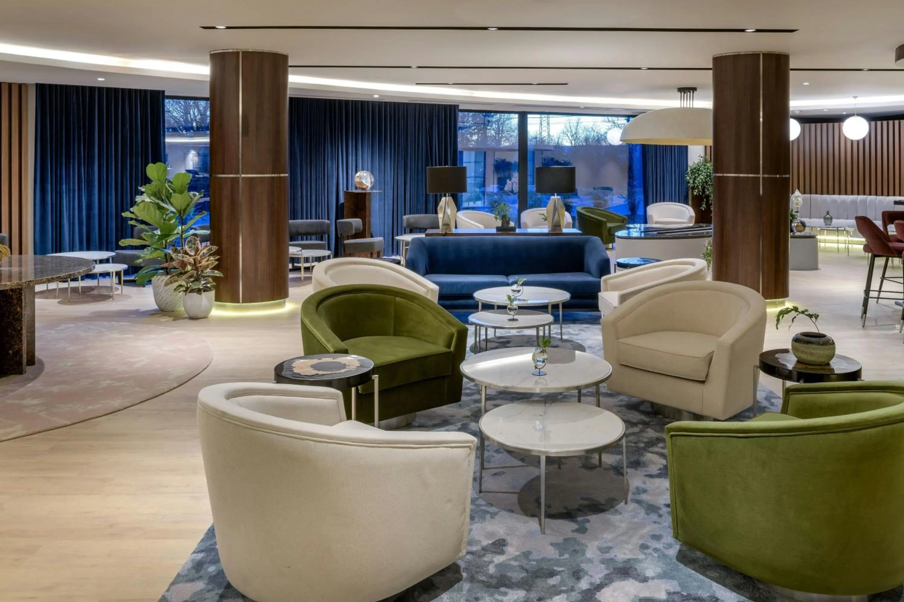 Lounge or bar in AC Hotel by Marriott Saint-Julien-en-Genevois
