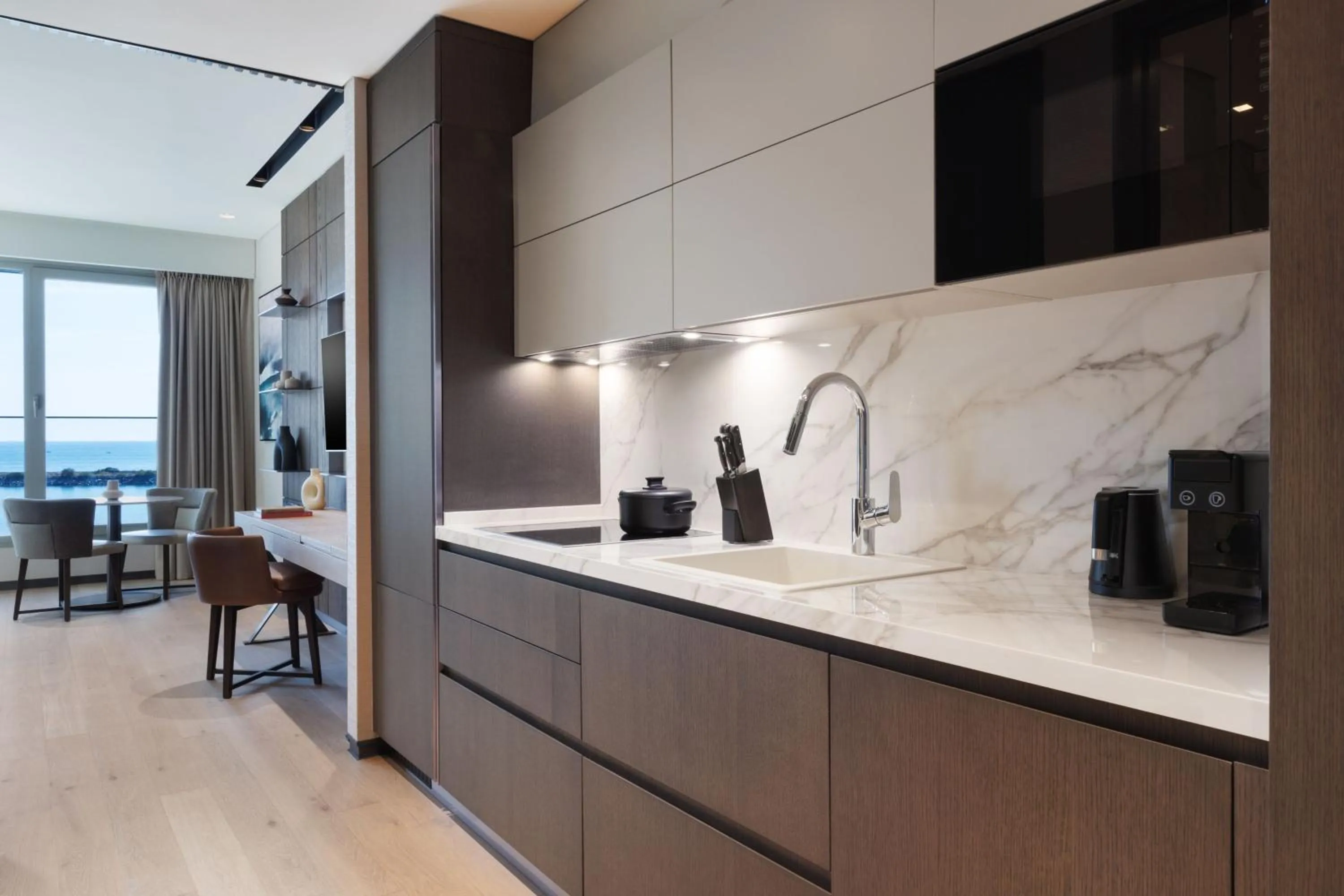 Kitchen or kitchenette in JW Marriott Hotel Istanbul Marmara Sea