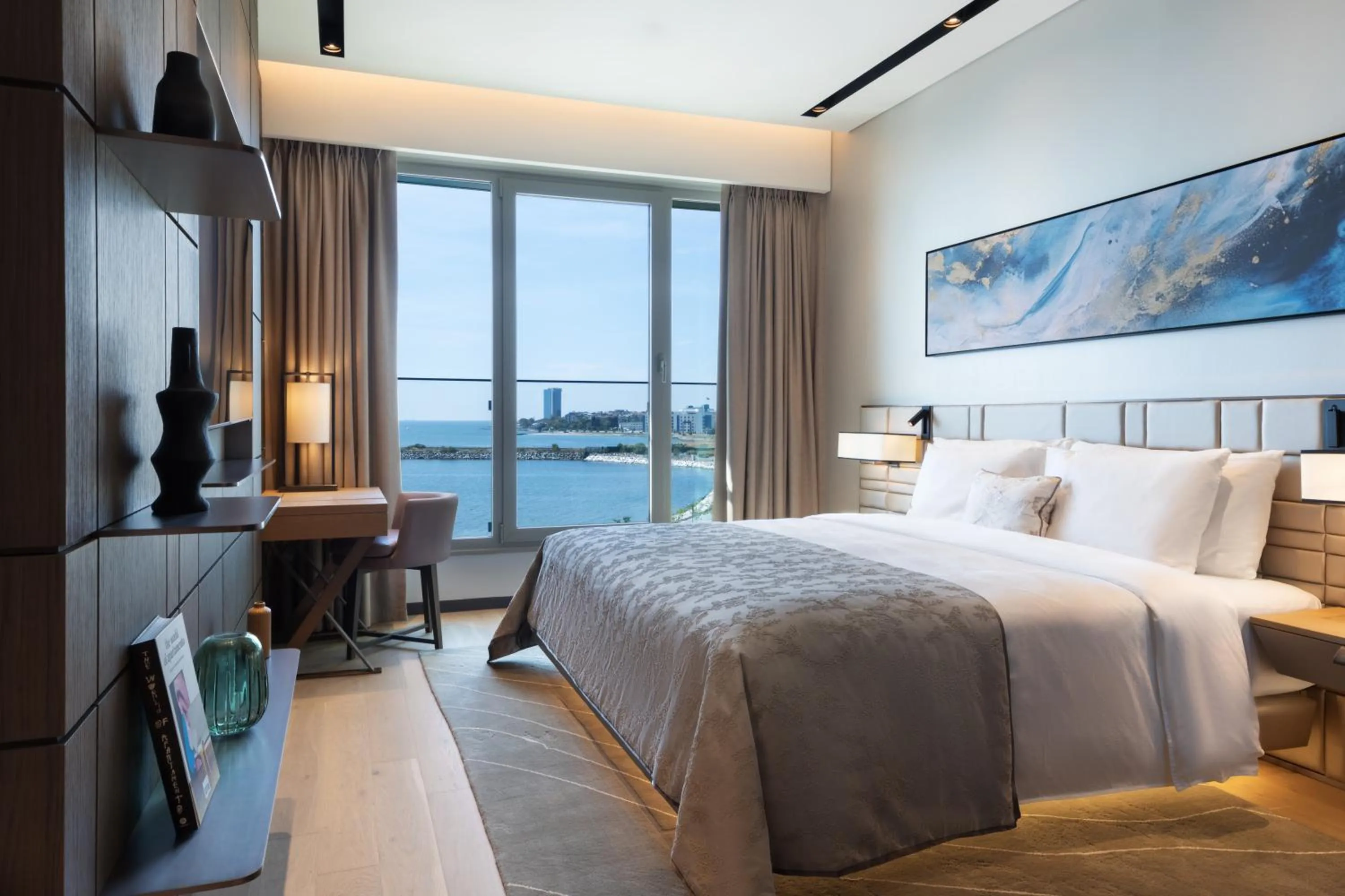 Bed in JW Marriott Hotel Istanbul Marmara Sea