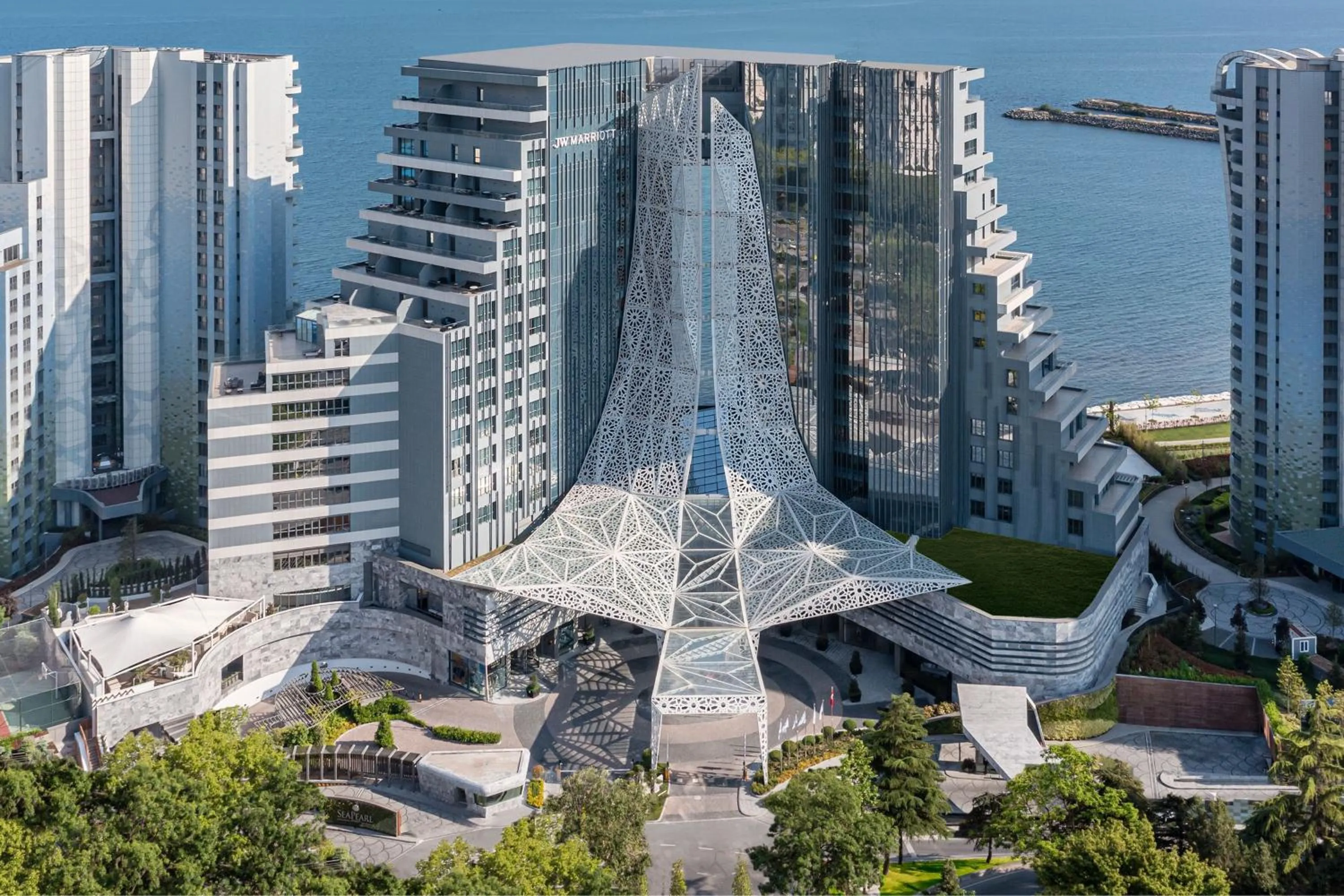 Property building in JW Marriott Hotel Istanbul Marmara Sea