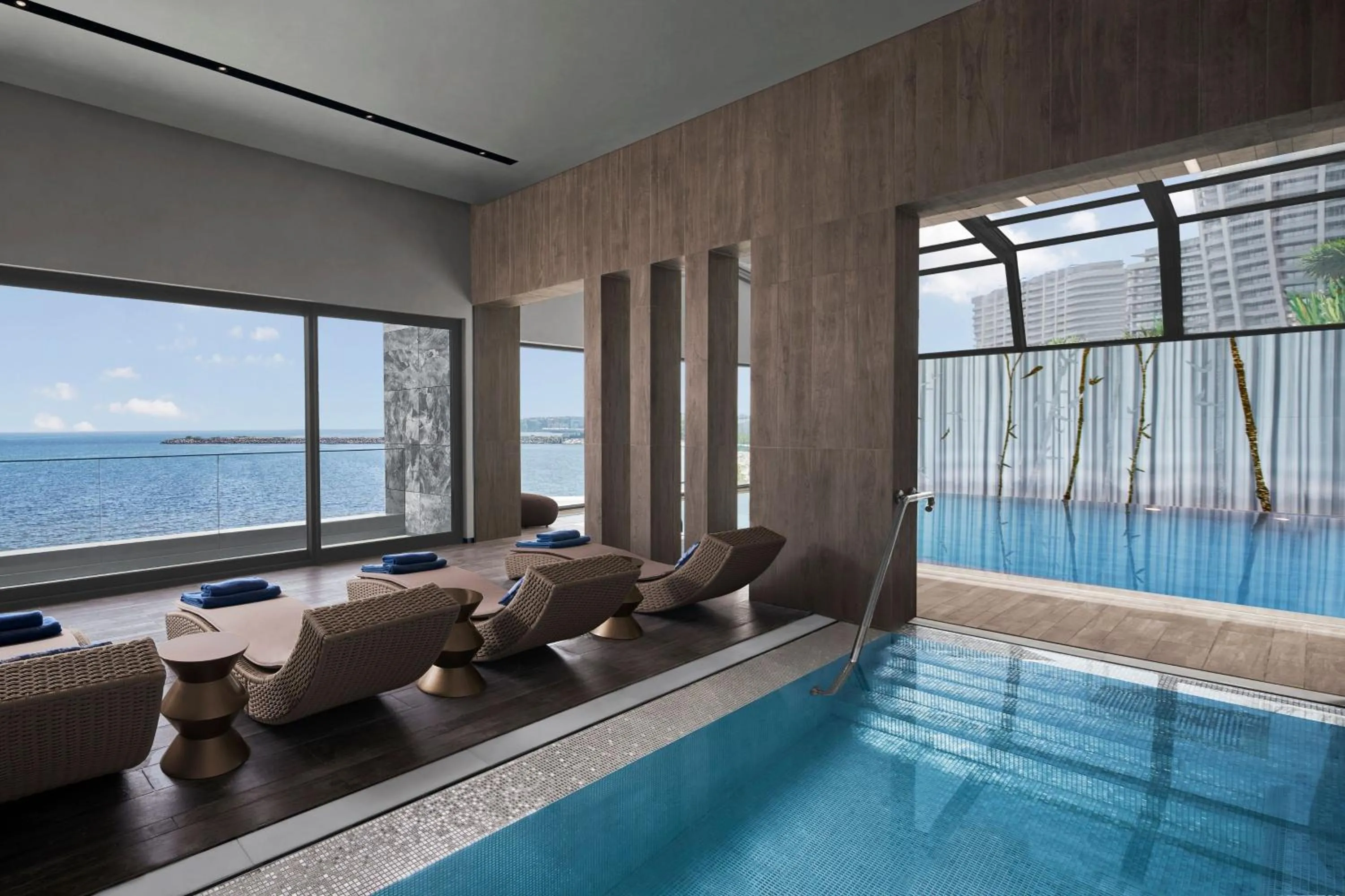 Swimming pool in JW Marriott Hotel Istanbul Marmara Sea