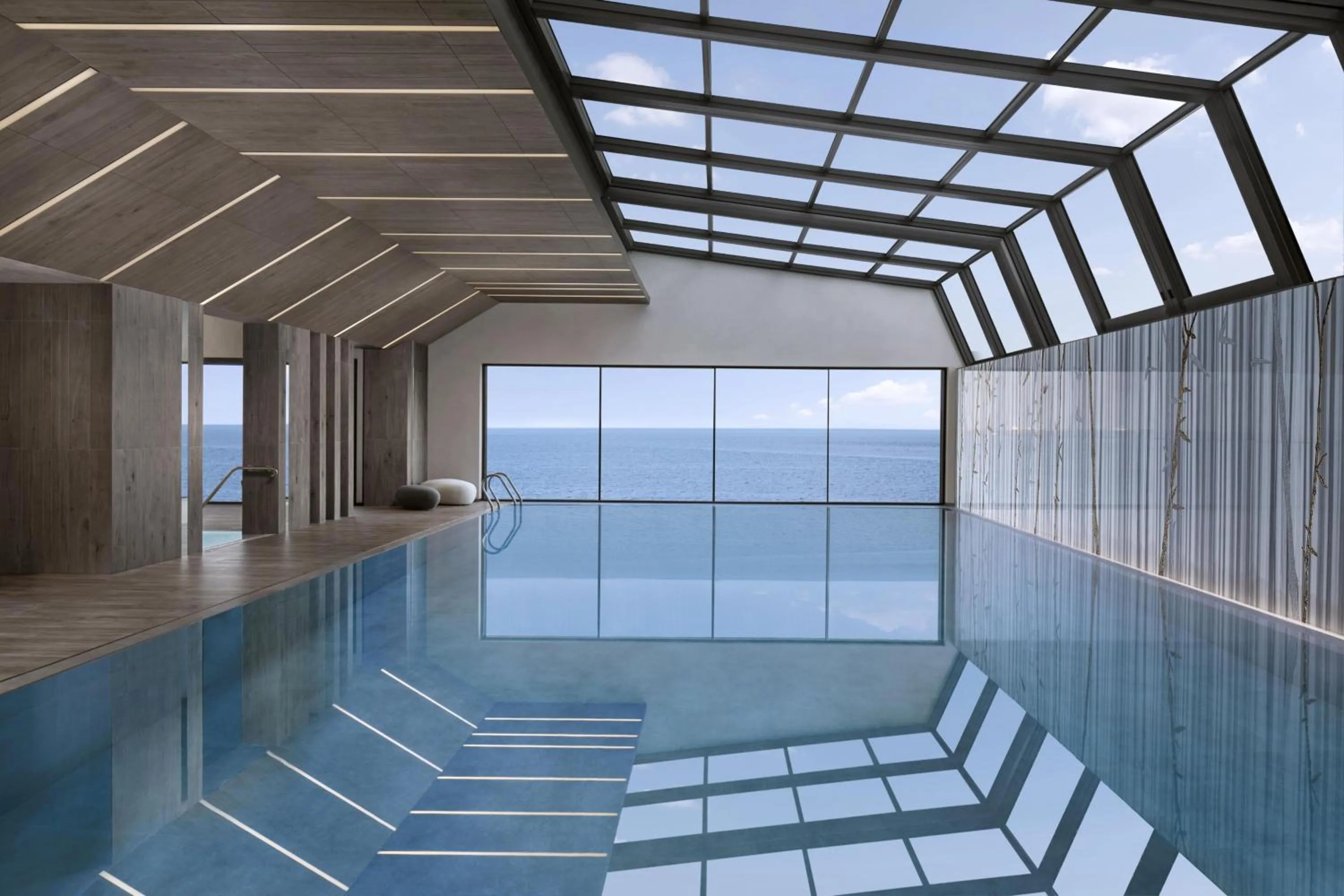 Swimming pool in JW Marriott Hotel Istanbul Marmara Sea