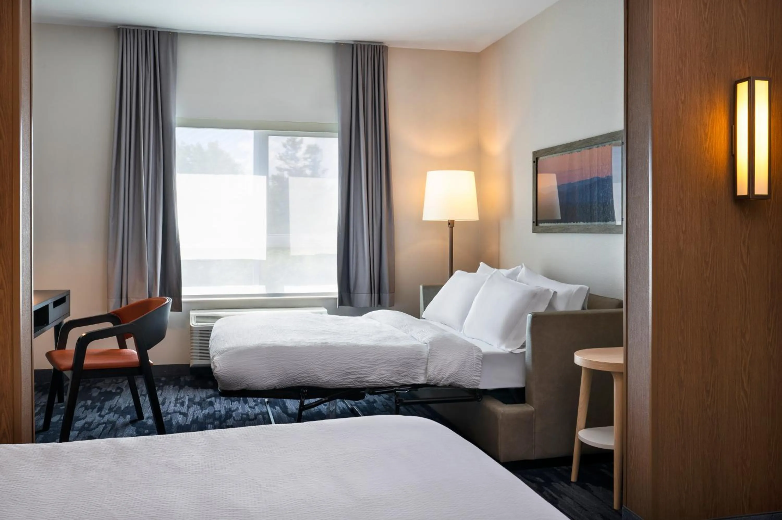 Bed in Fairfield by Marriott Inn & Suites North Bay