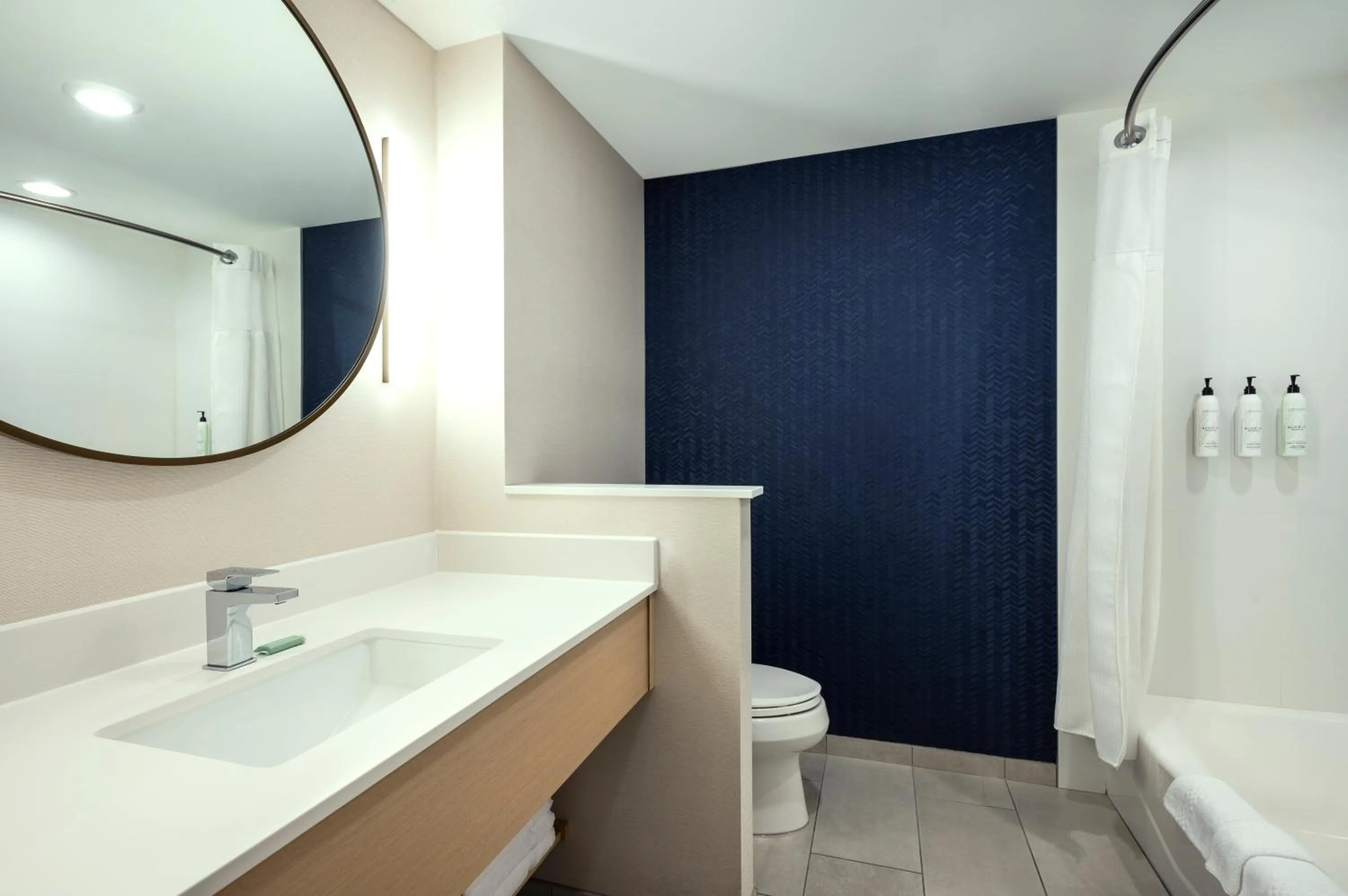 Bathroom in Fairfield by Marriott Inn & Suites North Bay