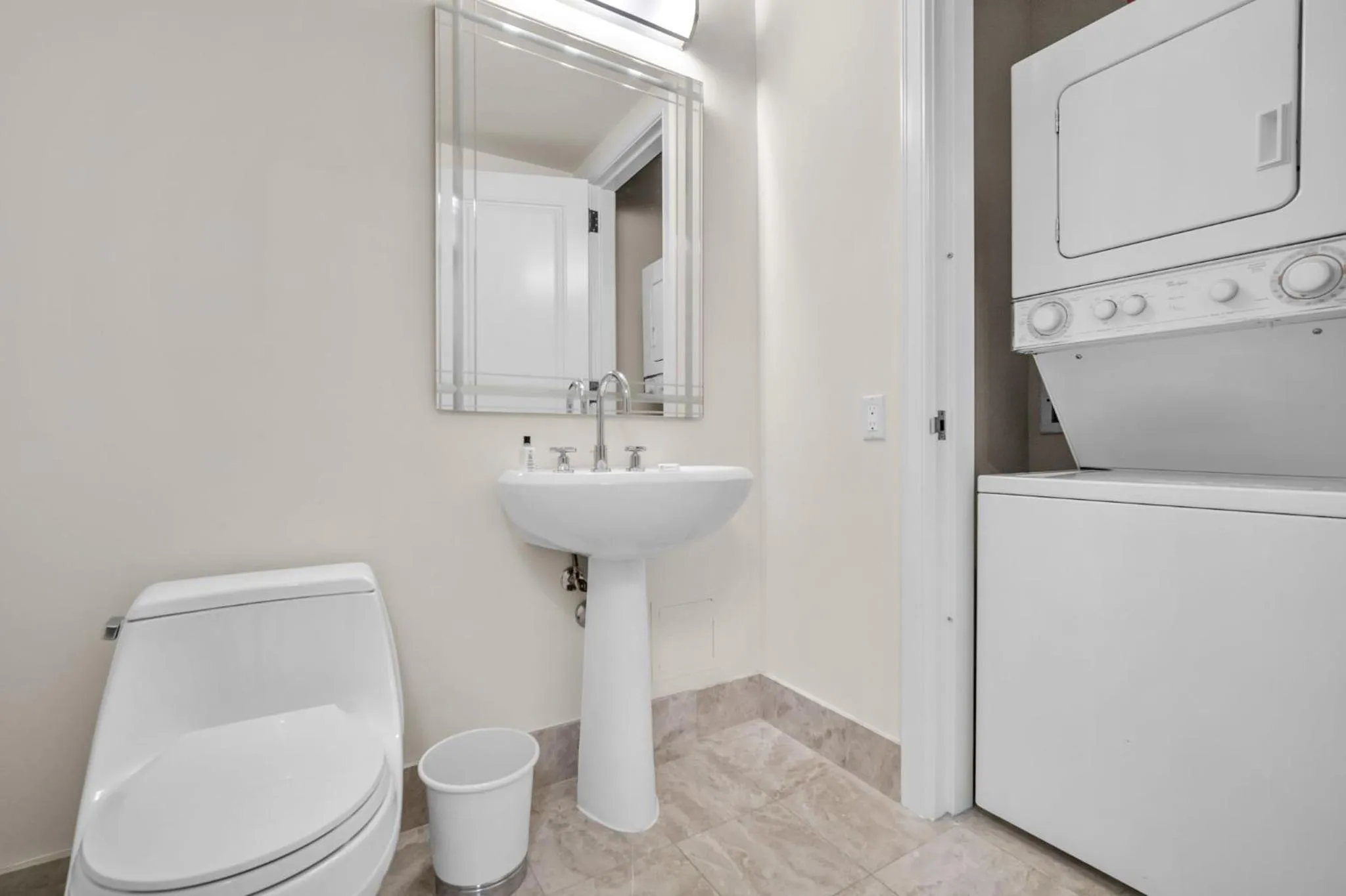 laundry in 2 Bedroom OR King Studio Suites Four Seasons Hotel Miami Free Wi-Fi & Free Parking