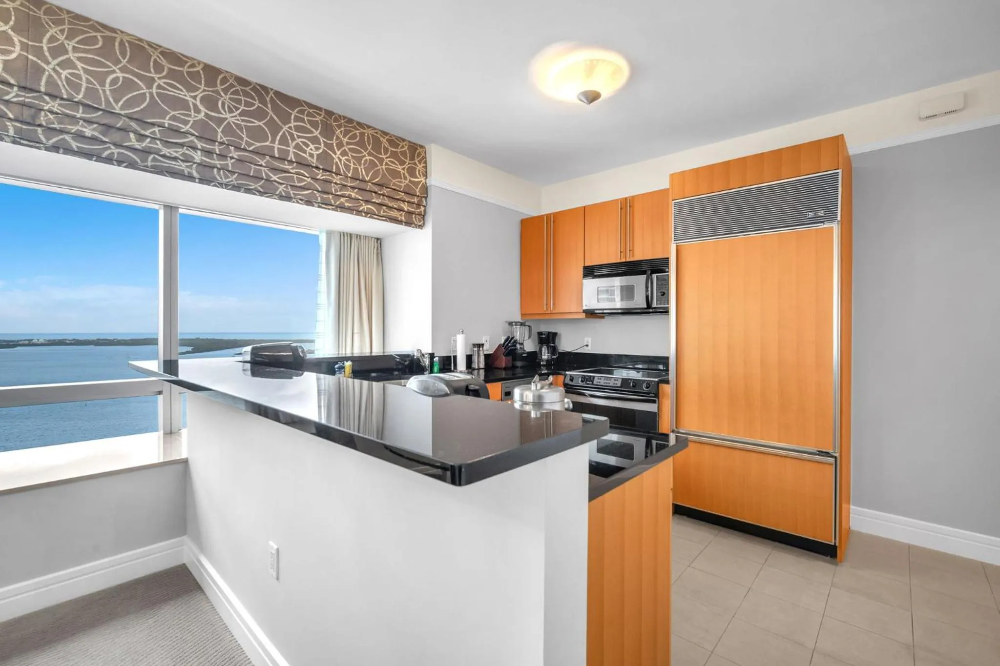 Coffee/tea facilities in 2 Bedroom OR King Studio Suites Four Seasons Hotel Miami Free Wi-Fi & Free Parking