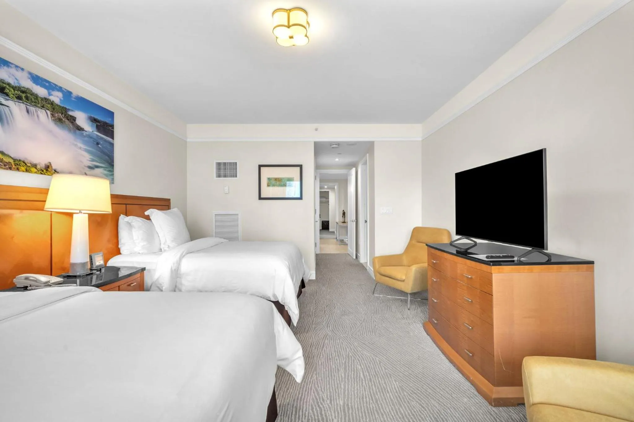 Bedroom, Bed in 2 Bedroom OR King Studio Suites Four Seasons Hotel Miami Free Wi-Fi & Free Parking