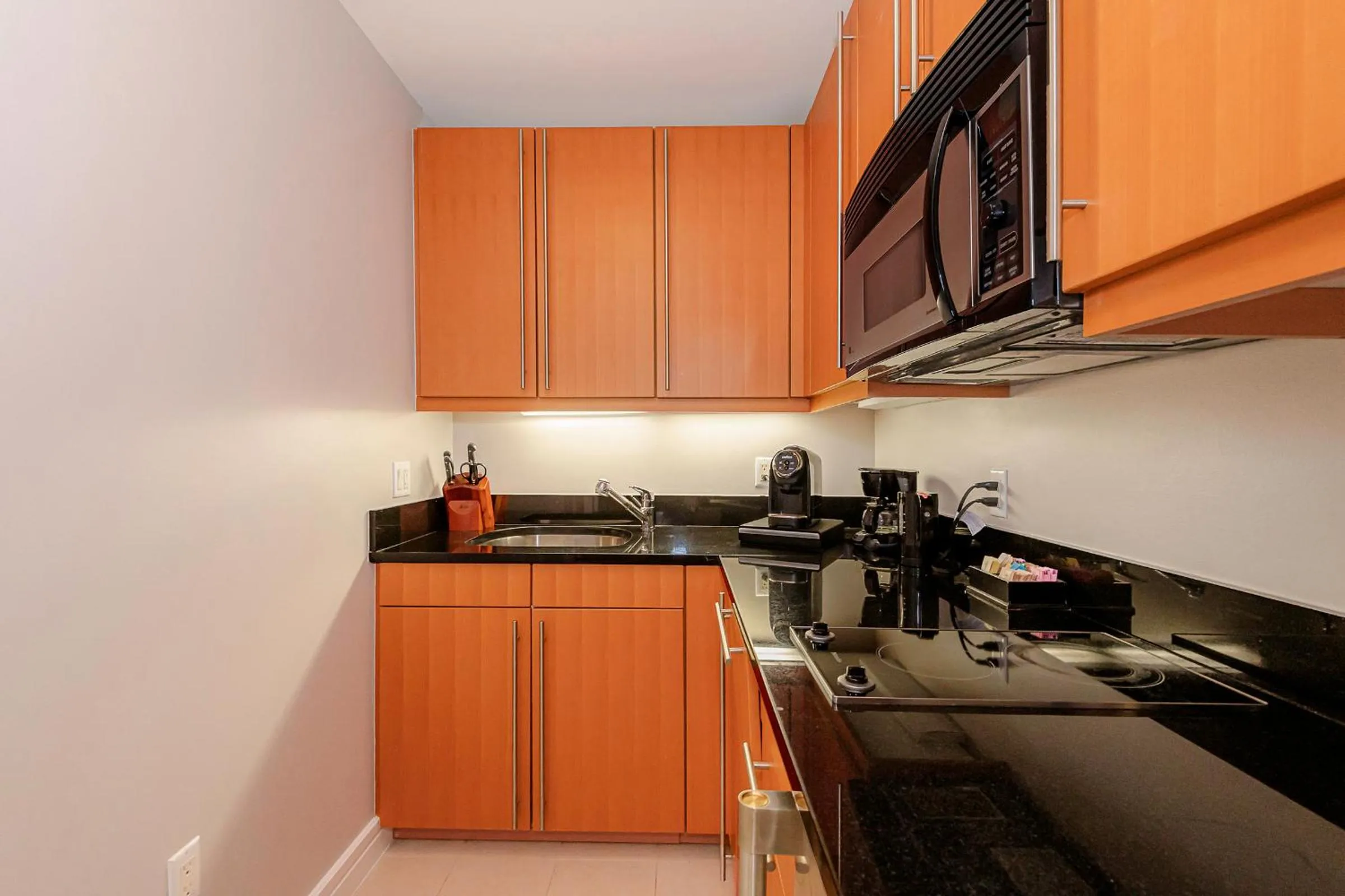 stove in 2 Bedroom OR King Studio Suites Four Seasons Hotel Miami Free Wi-Fi & Free Parking