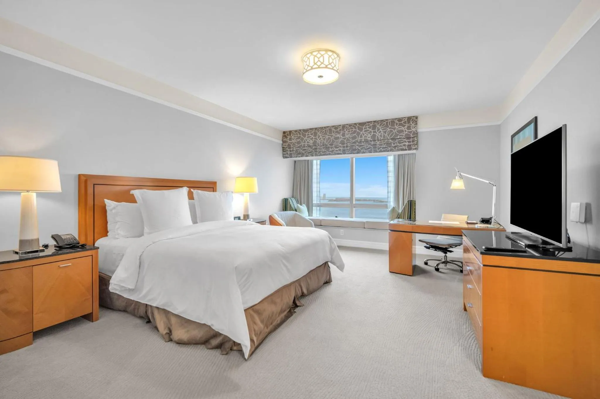 Photo of the whole room, Bed in 2 Bedroom OR King Studio Suites Four Seasons Hotel Miami Free Wi-Fi & Free Parking