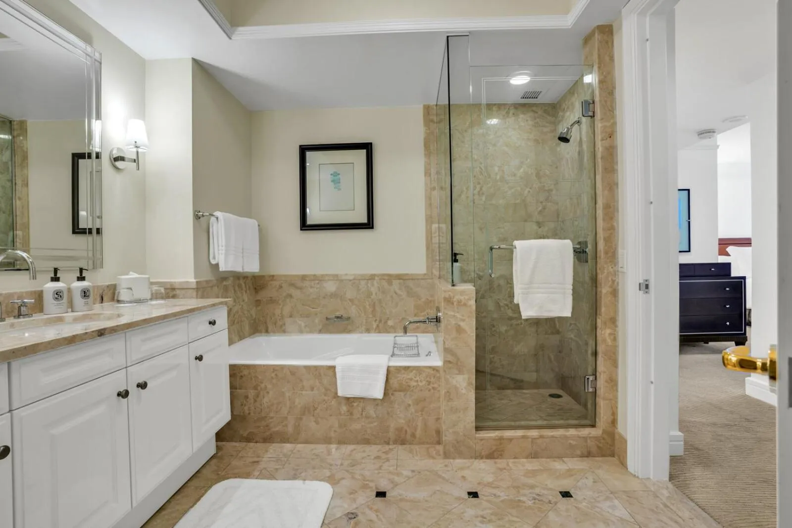 Toilet in 2 Bedroom OR King Studio Suites Four Seasons Hotel Miami Free Wi-Fi & Free Parking