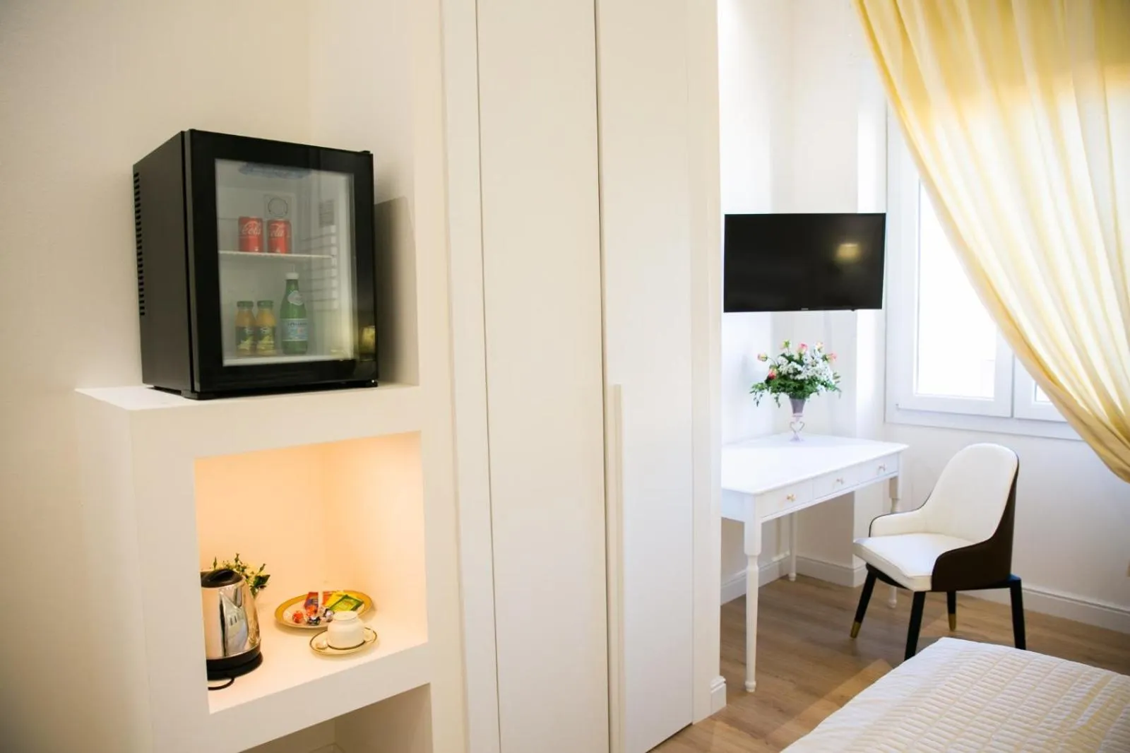 TV and multimedia in Viale Italia Boutique Rooms