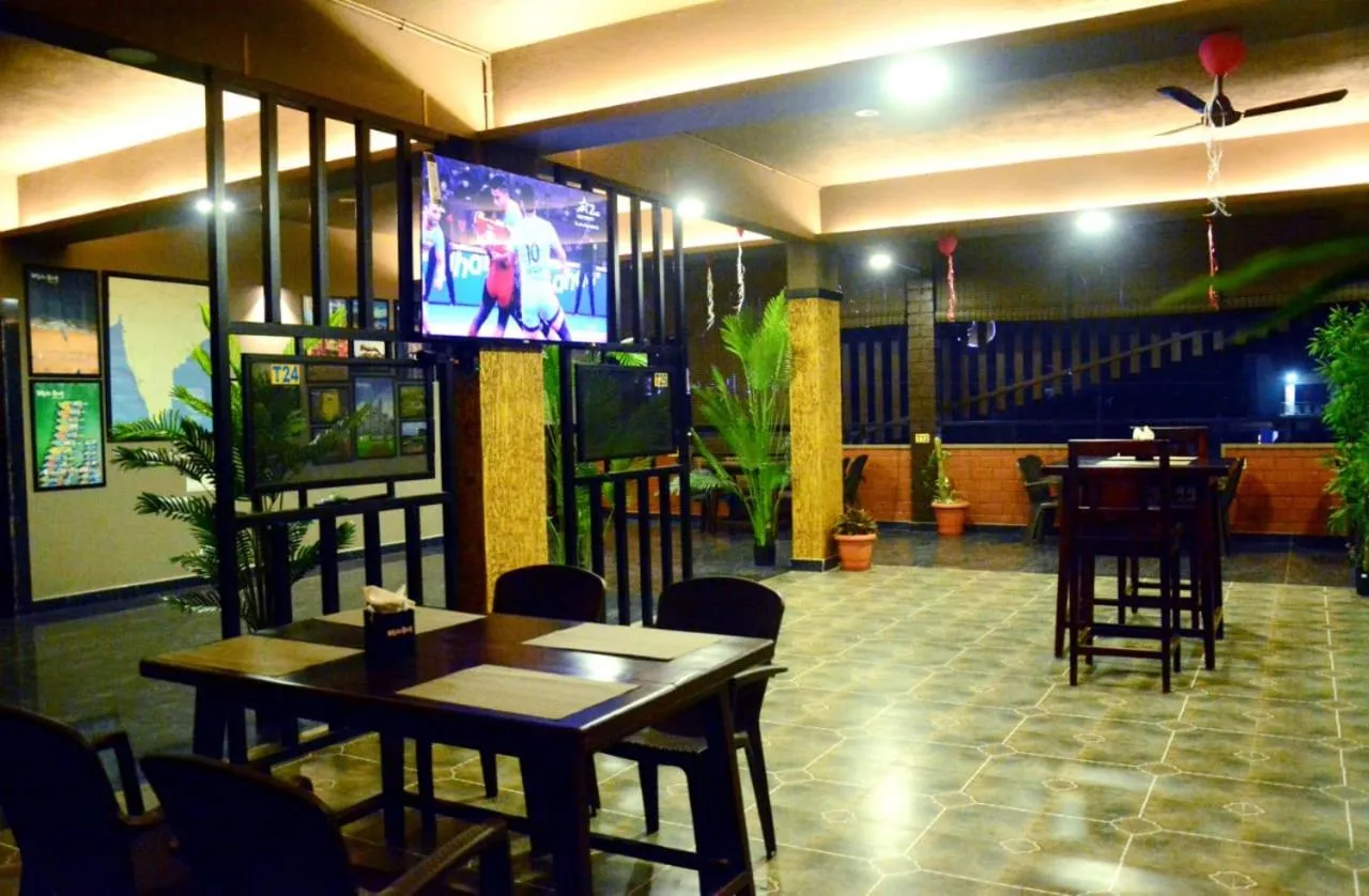 Restaurant/places to eat in HOTEL SOUTHERN HERITAGE