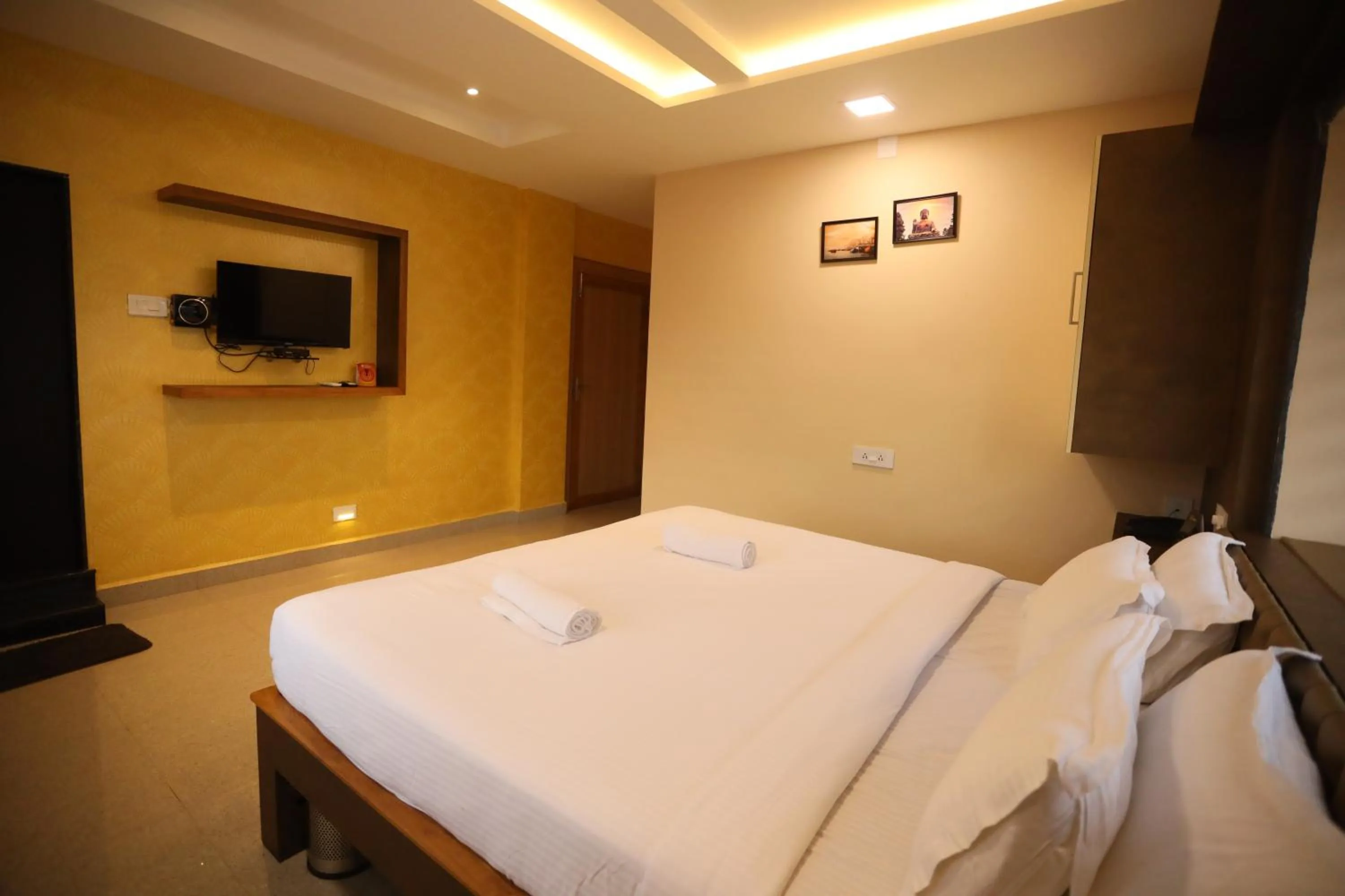 Bed in HOTEL SOUTHERN HERITAGE