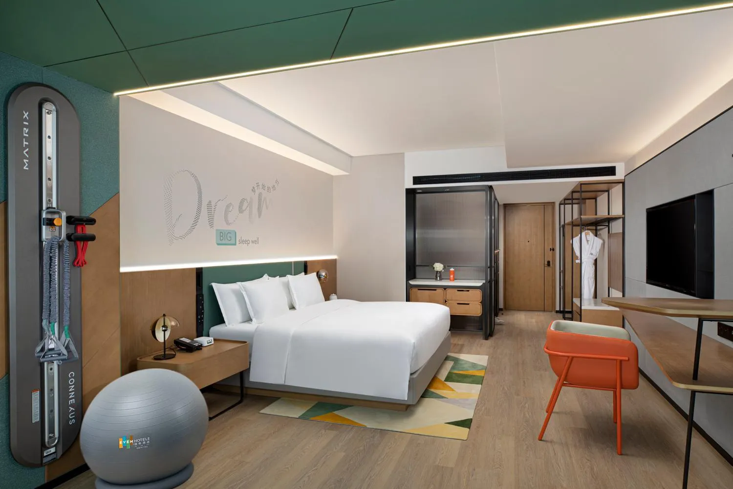 Photo of the whole room, Bed in EVEN Hotel Chengdu Jinniu by IHG