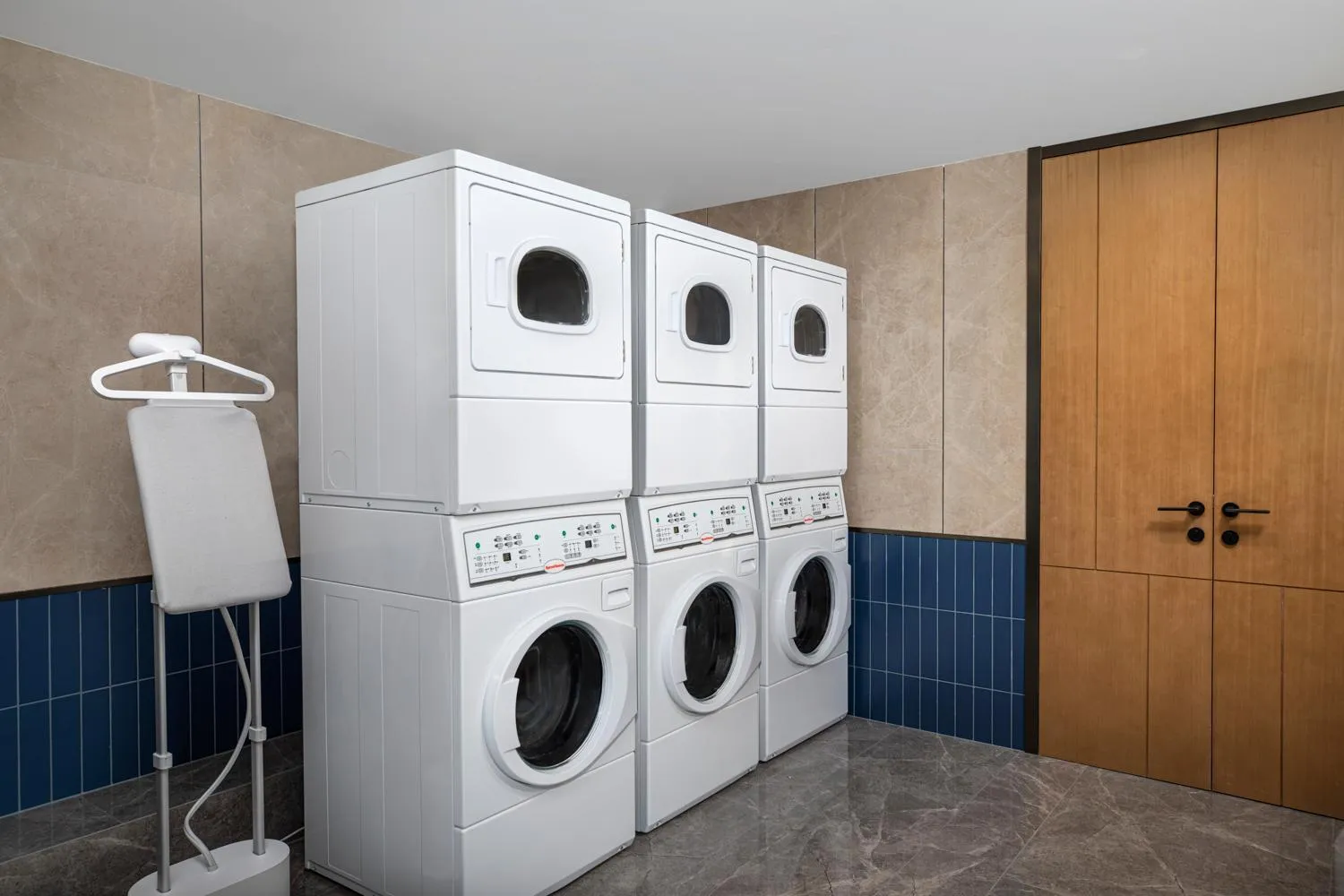 washing machine in EVEN Hotel Chengdu Jinniu by IHG