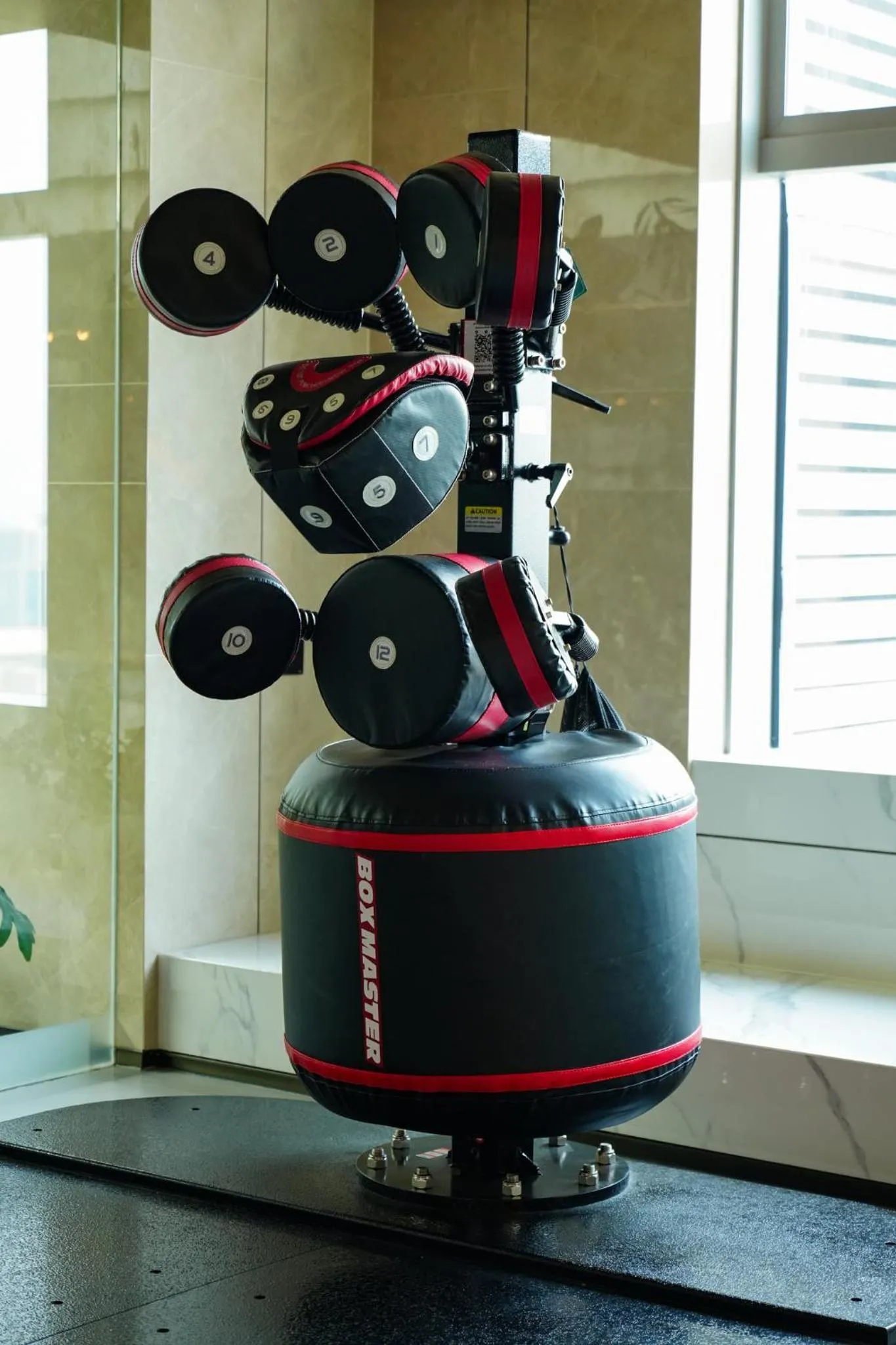 Fitness centre/facilities in EVEN Hotel Chengdu Jinniu by IHG