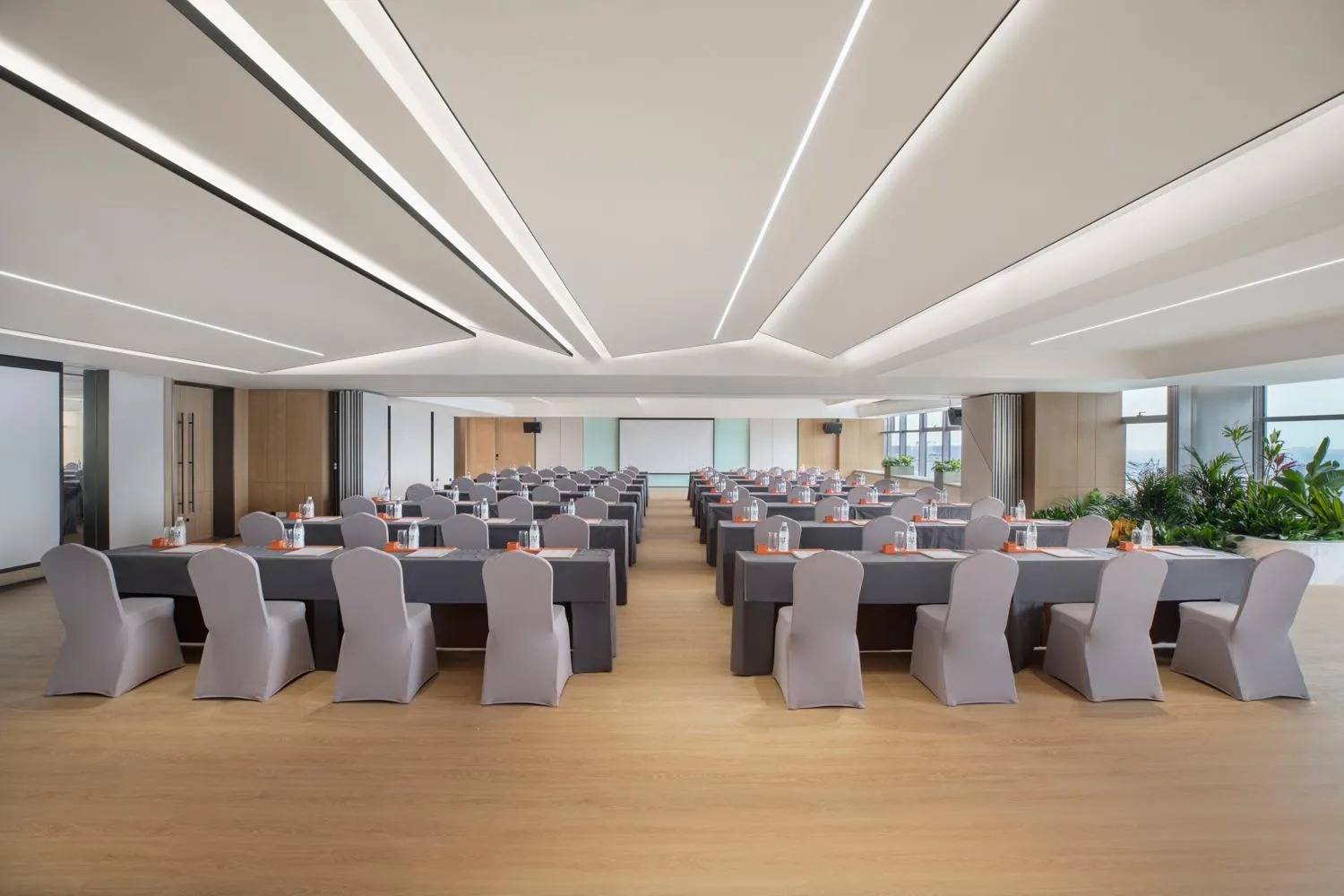Business facilities in EVEN Hotel Chengdu Jinniu by IHG