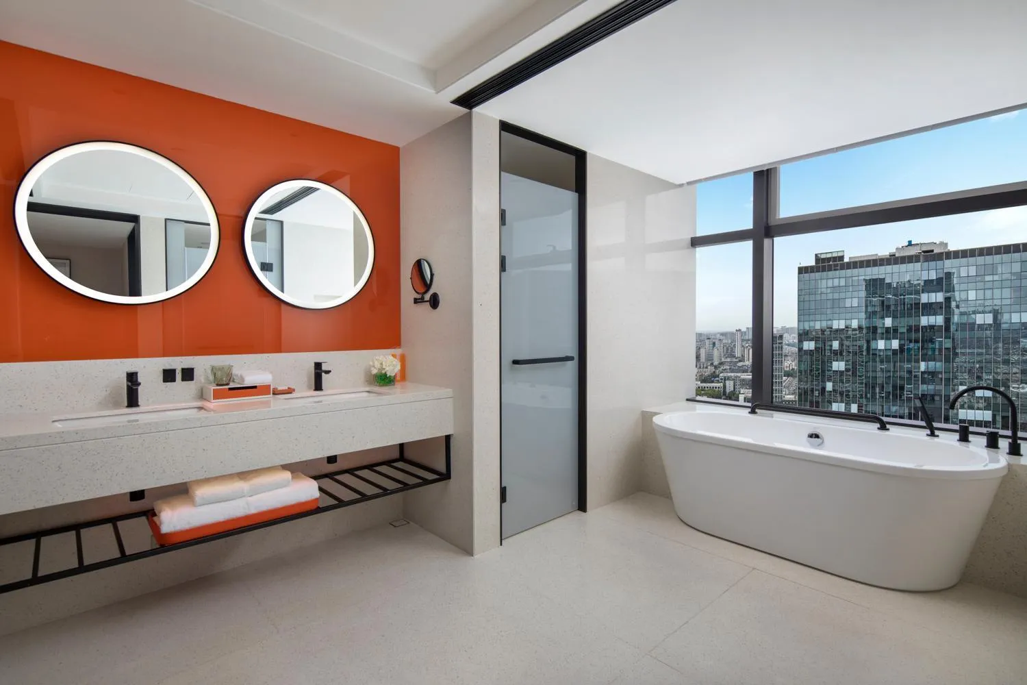 Bathroom in EVEN Hotel Chengdu Jinniu by IHG