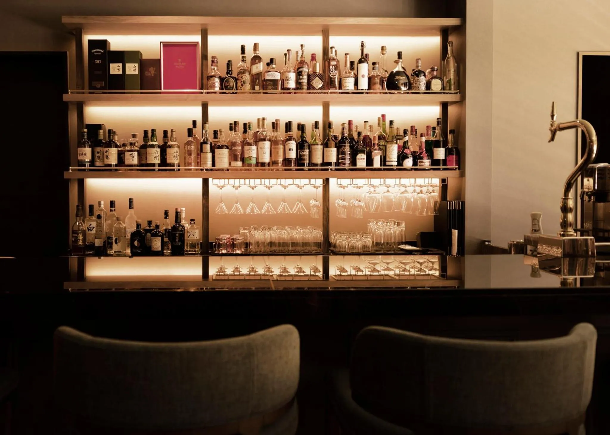 Lounge or bar in ANA InterContinental Appi Kogen Resort by IHG