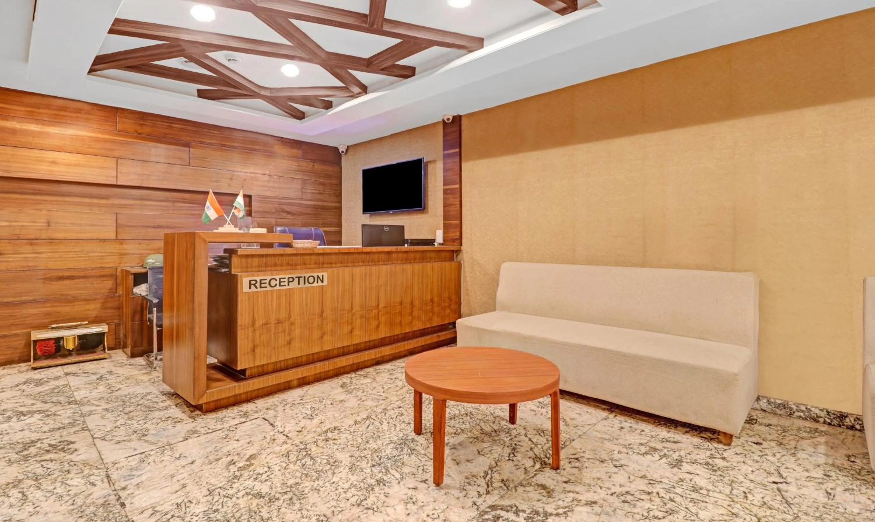 Lobby or reception in Treebo Premium Runway Suites, Marathahalli