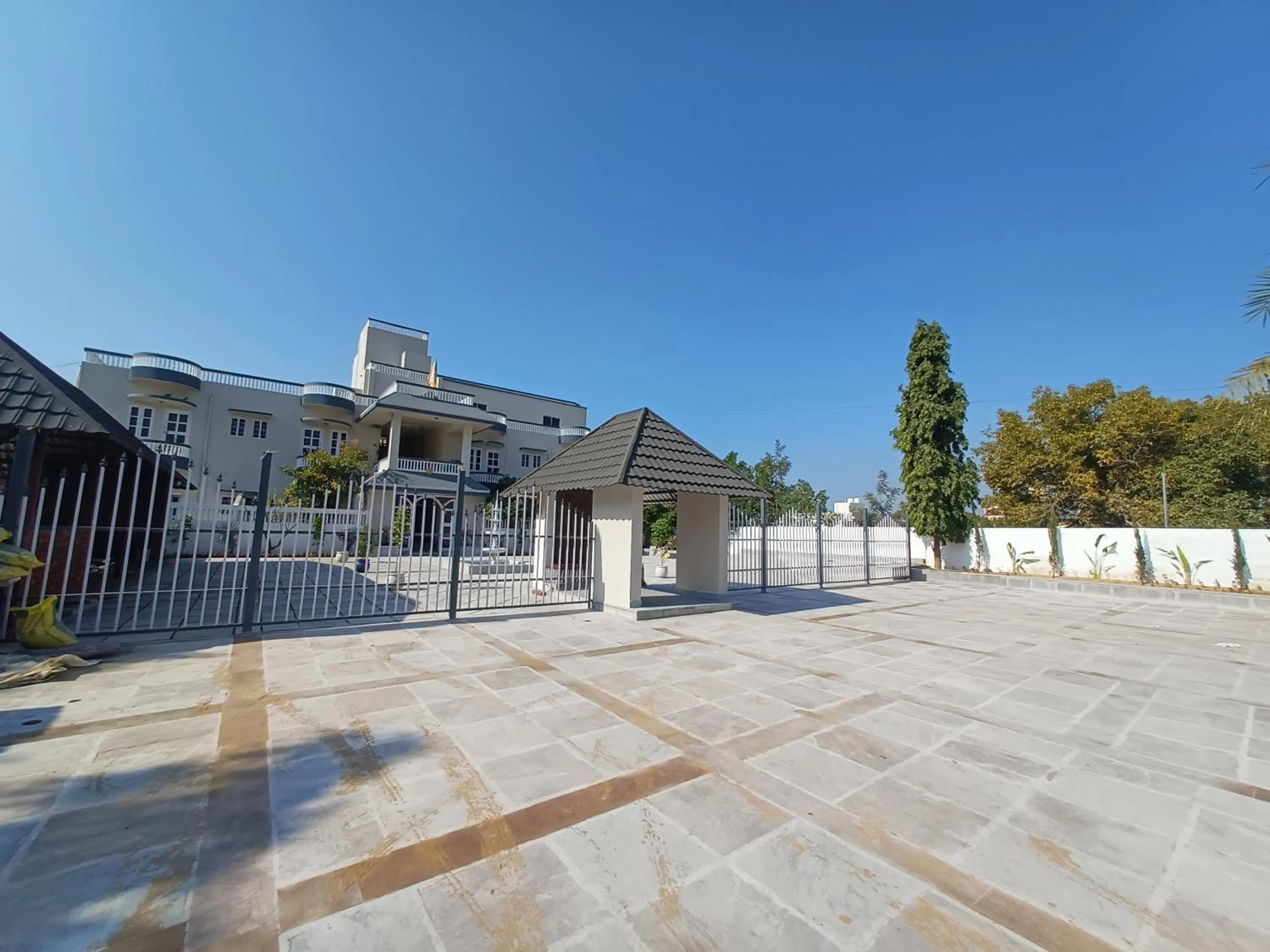 Property building in Green Park Resort