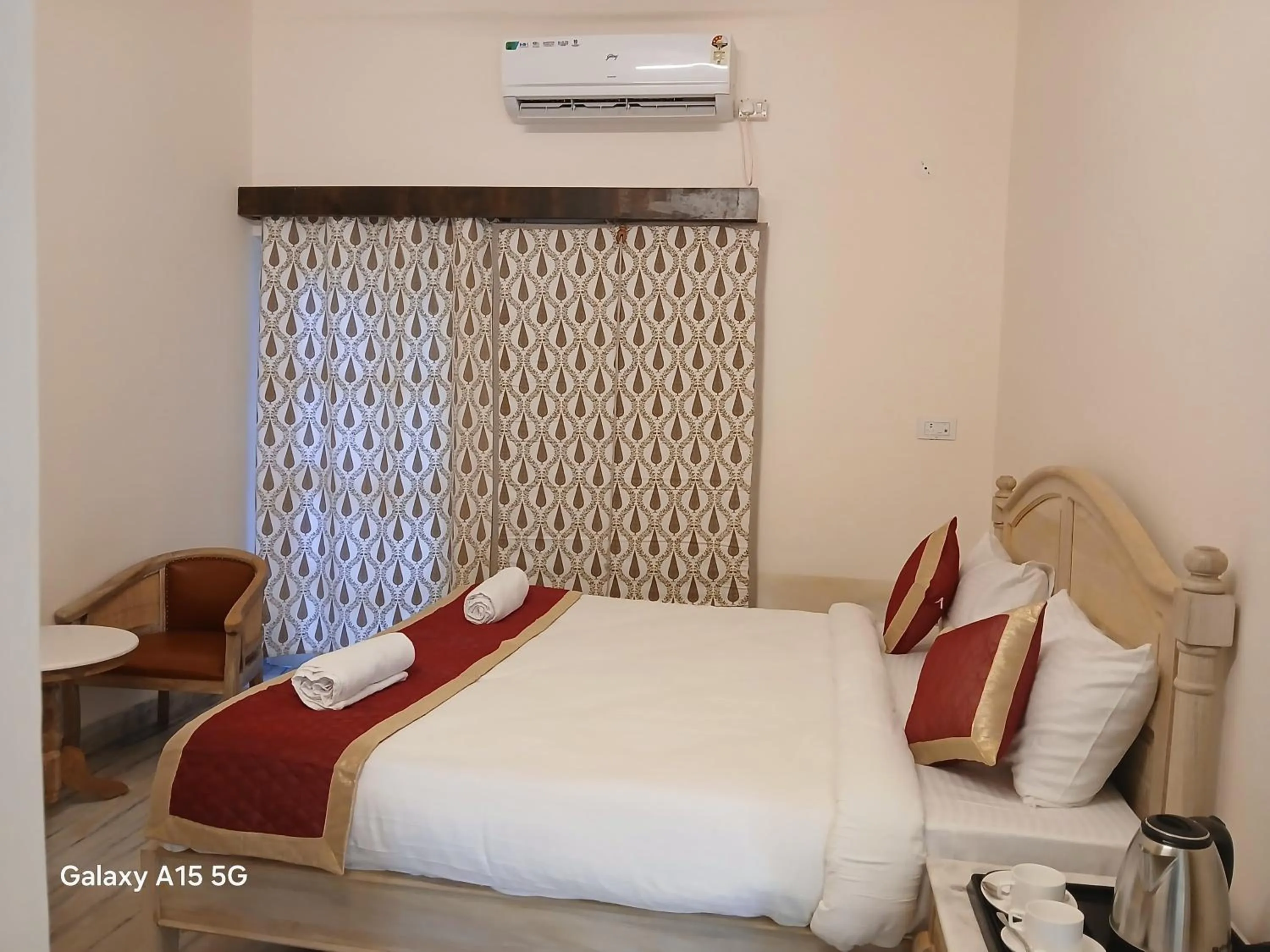 Bed in Green Park Resort