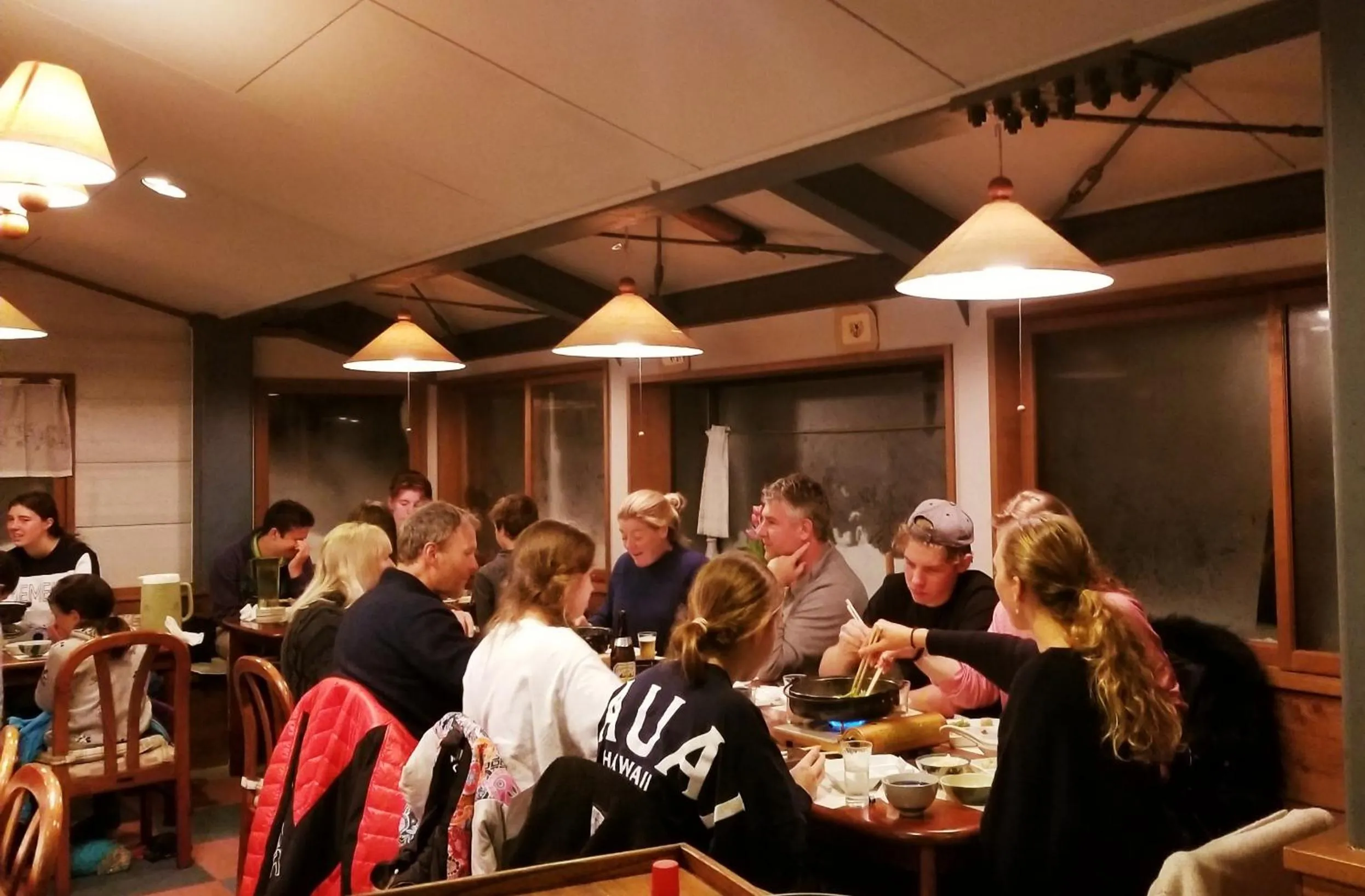 Restaurant/places to eat in Guest house Maroudo