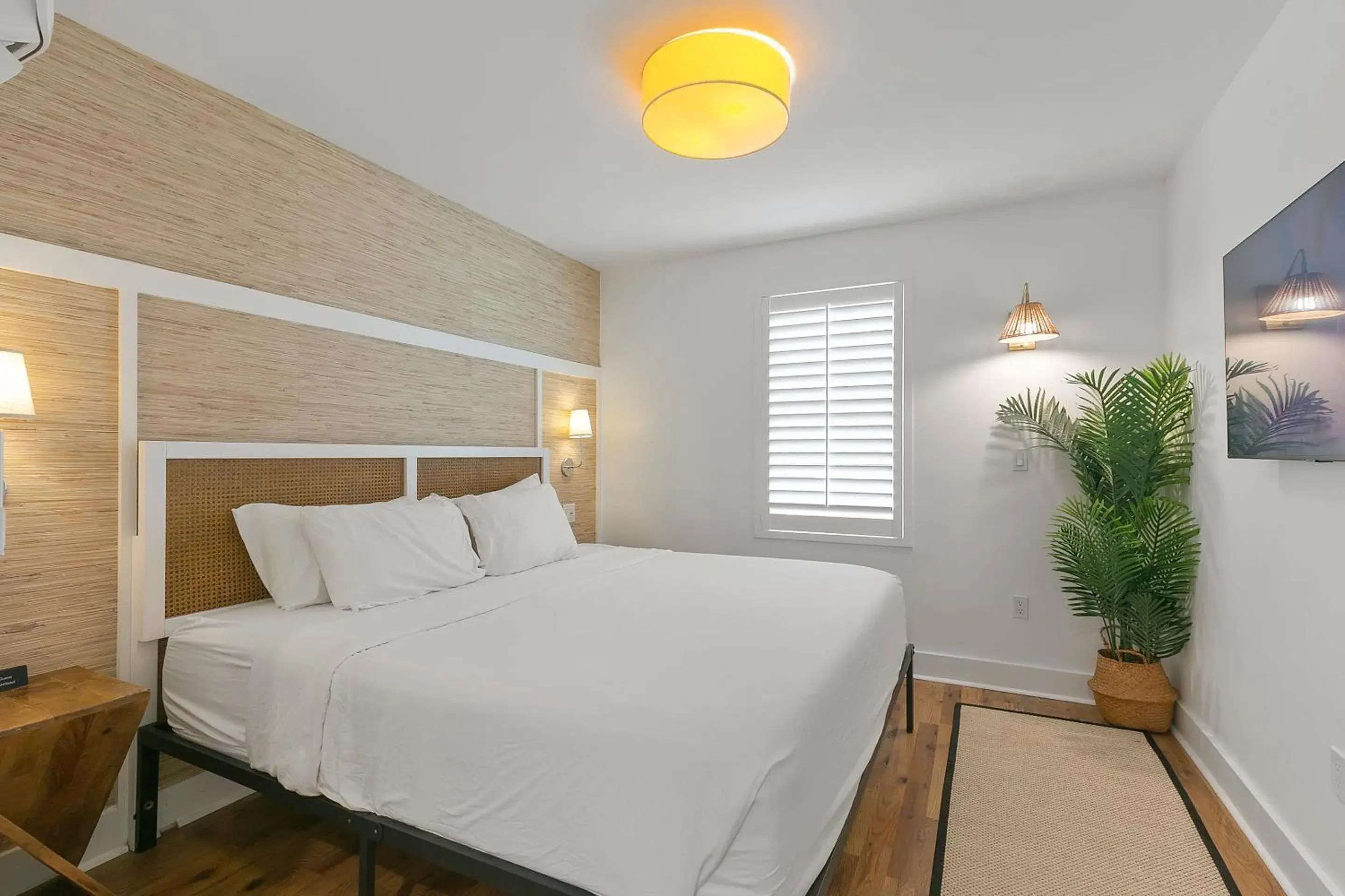 Bed in Marsh Hotel Bed in Marsh Hotel