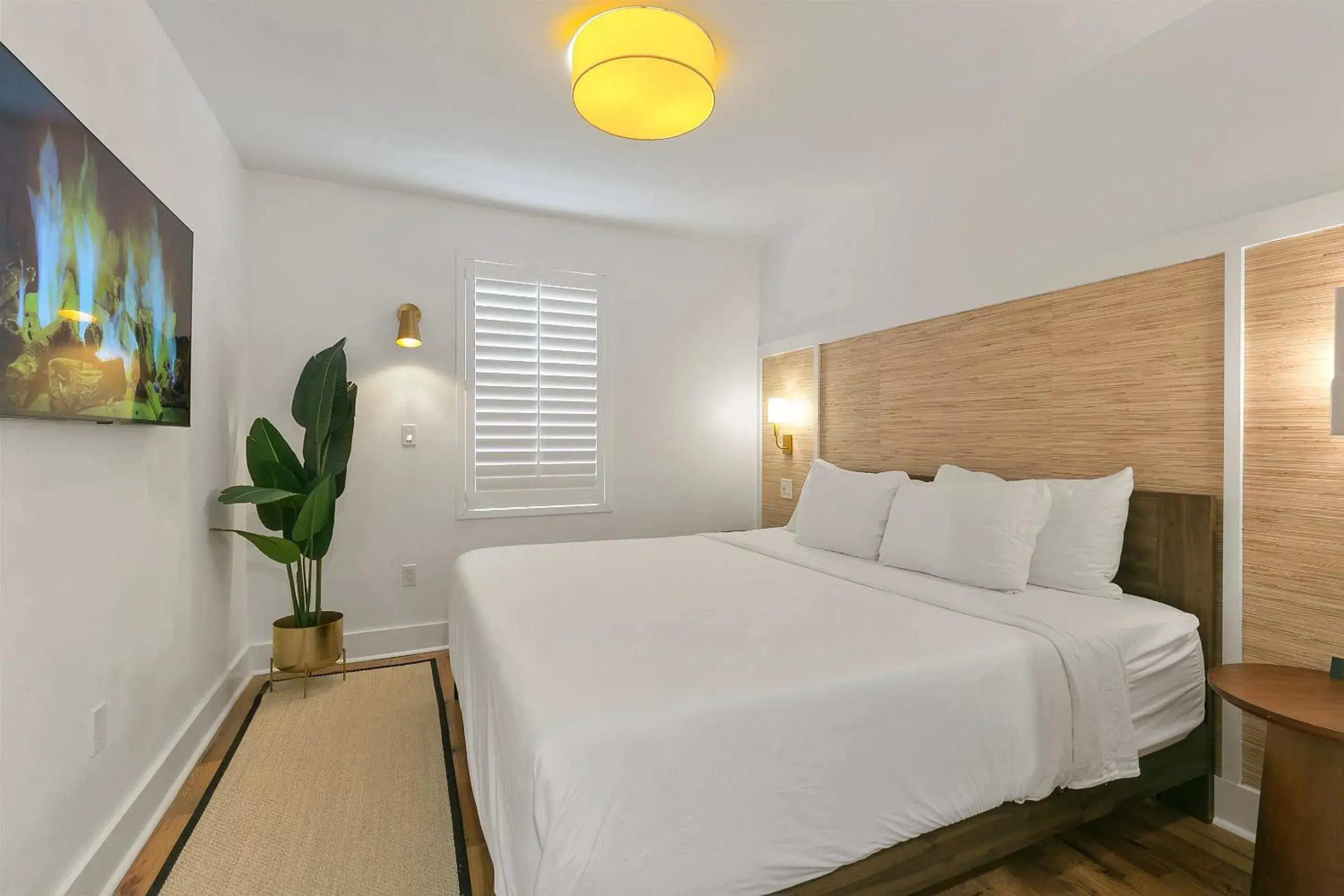 Bed in Marsh Hotel Bed in Marsh Hotel