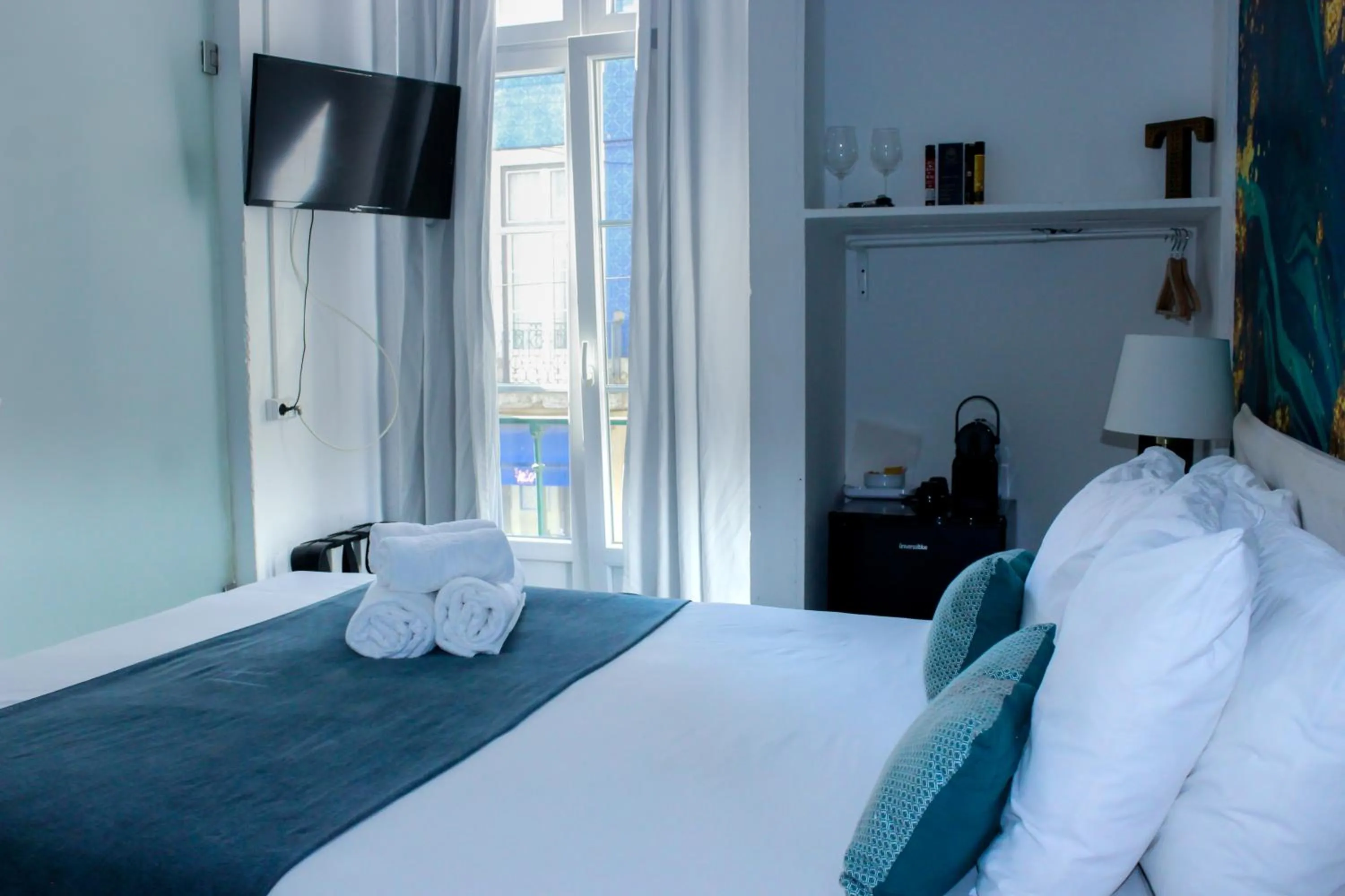 View (from property/room), Bed in Lisbon Studios