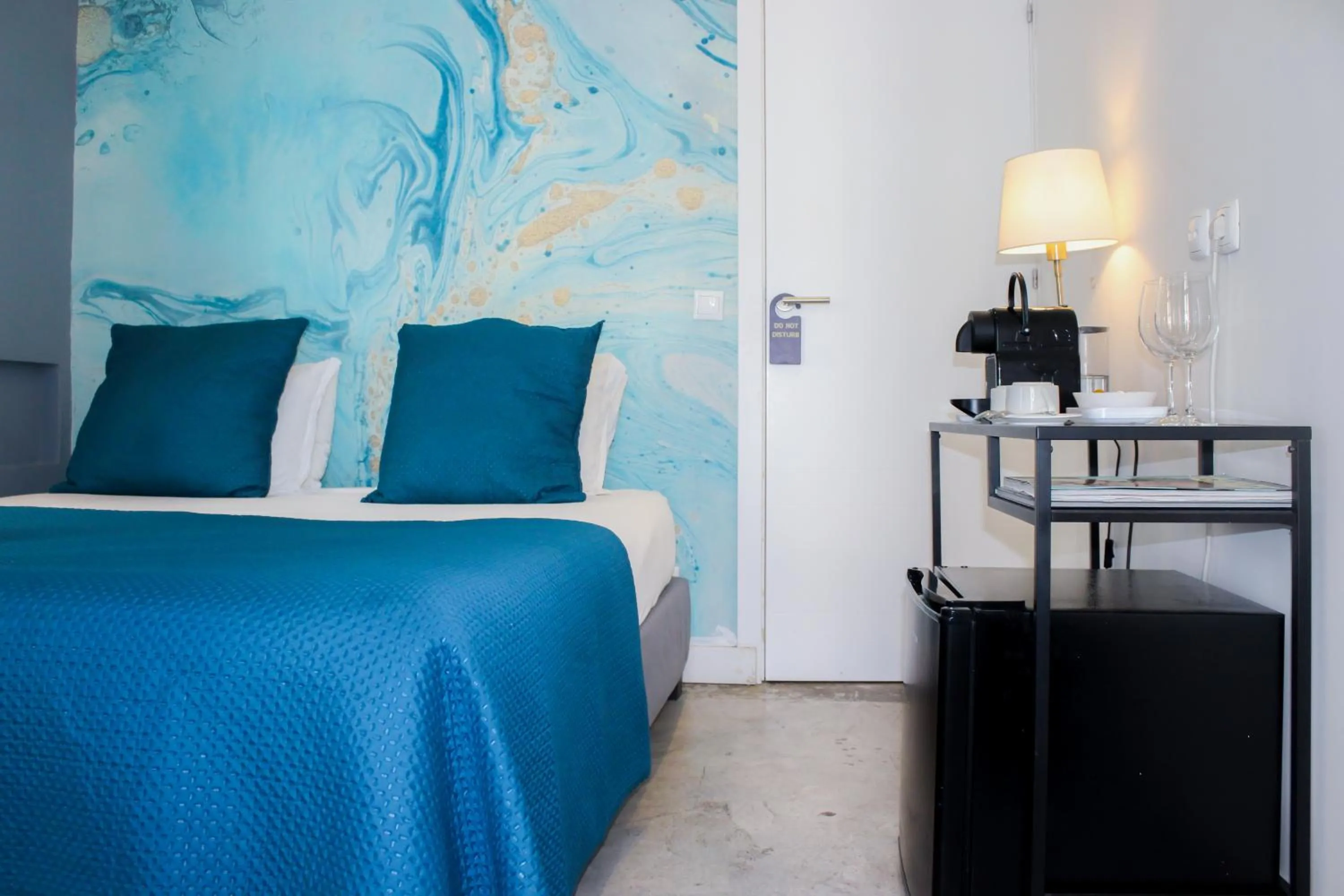 Bed in Lisbon Studios