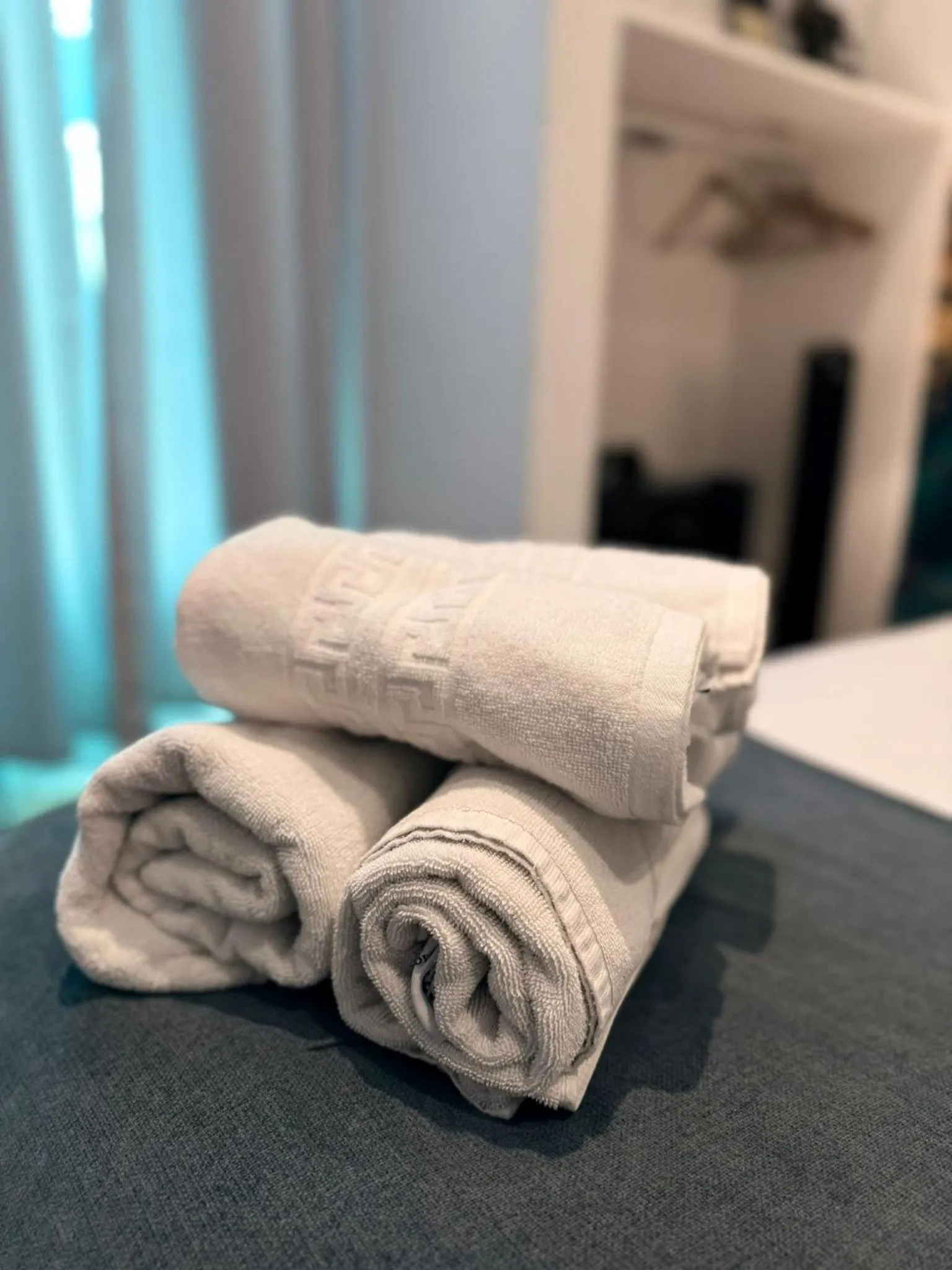 towels in Lisbon Studios