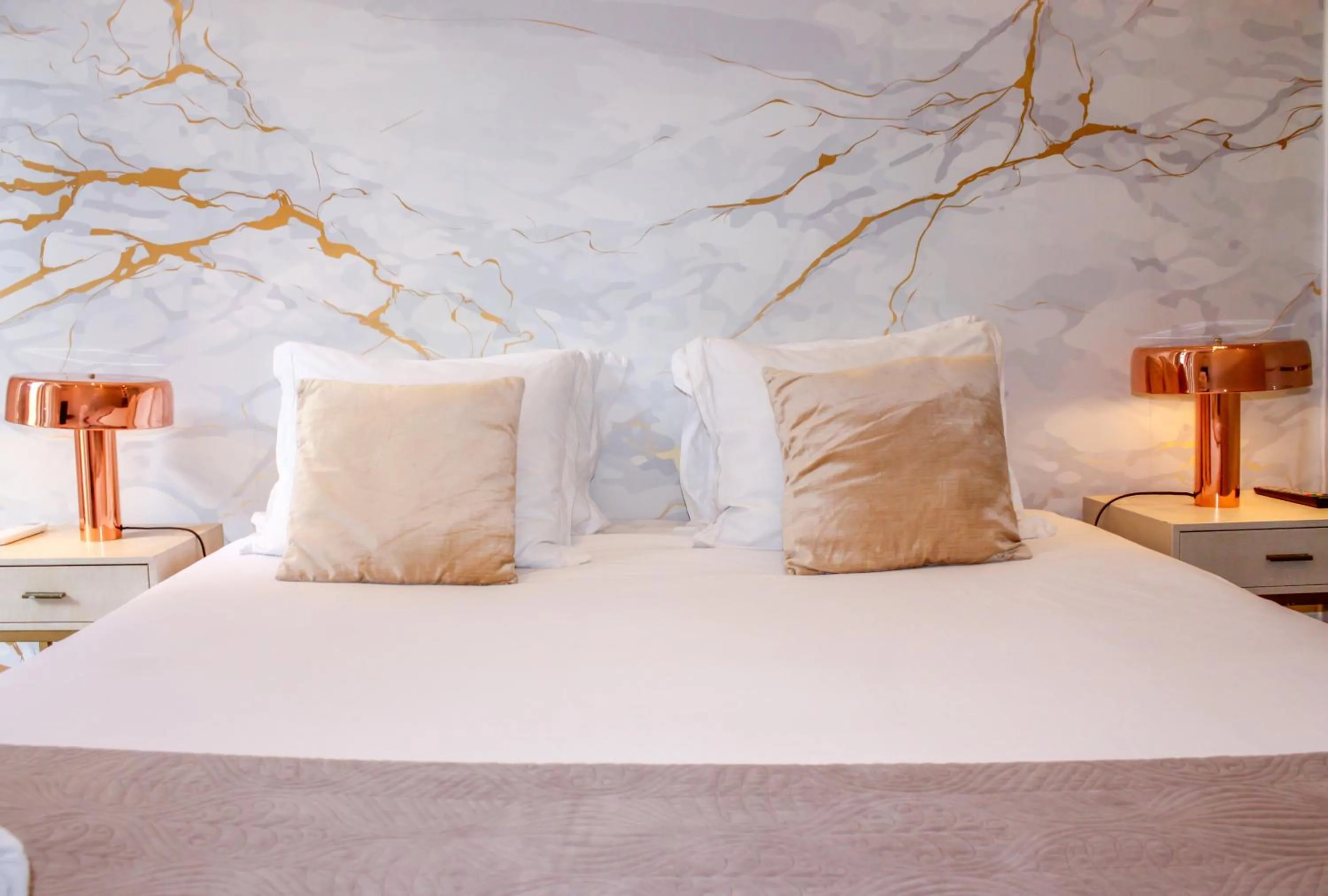 Bed in Lisbon Studios