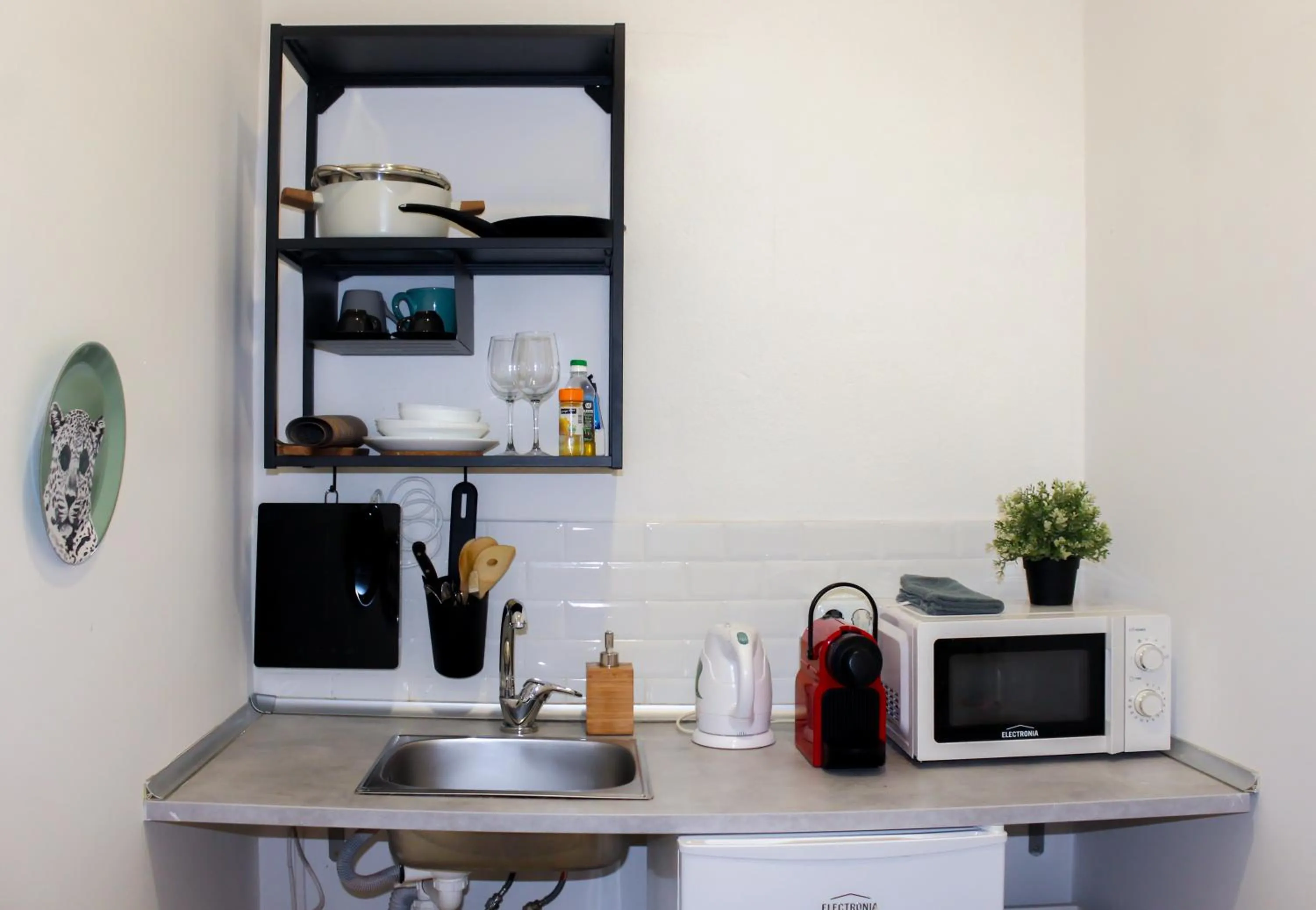 kitchen in Lisbon Studios